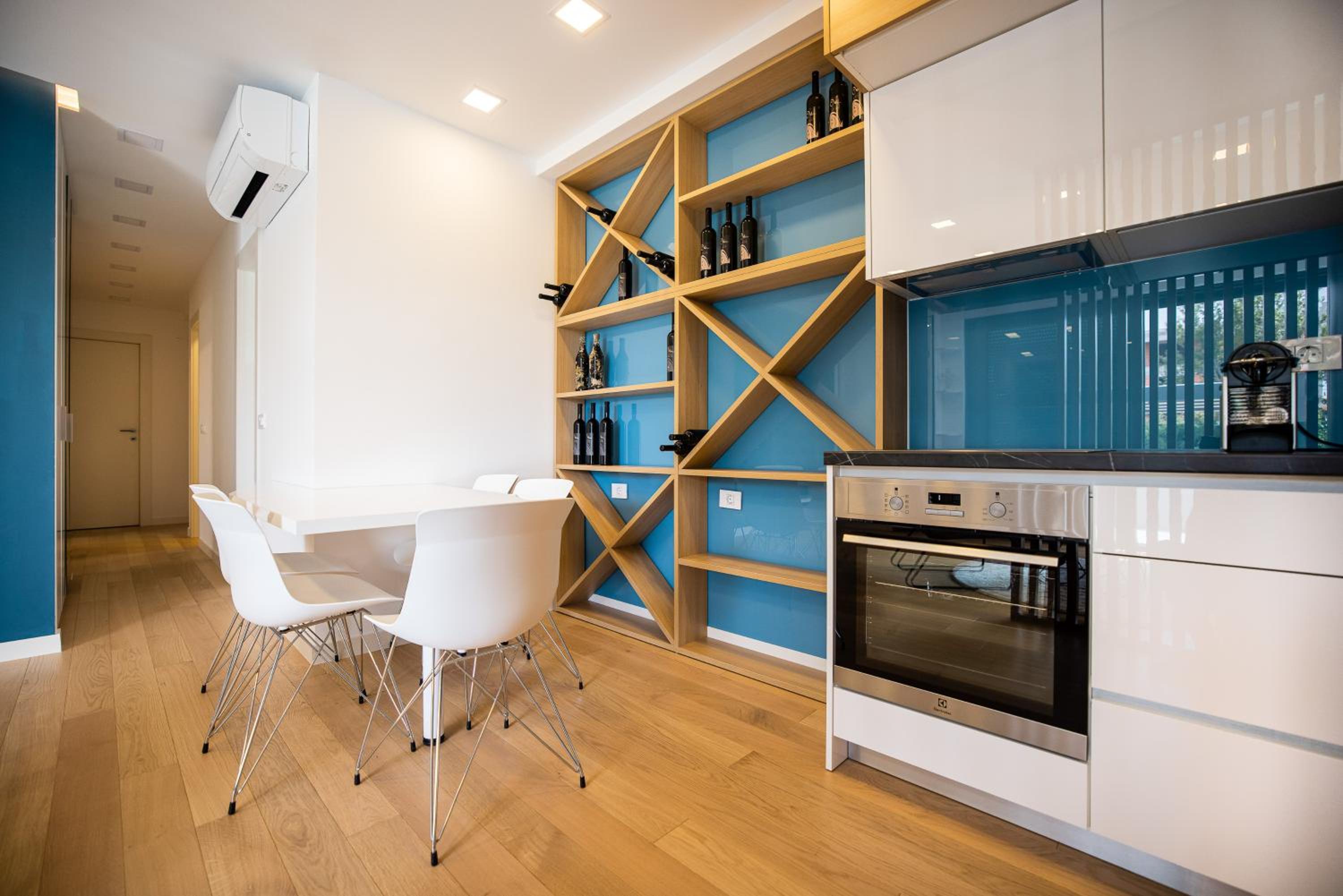 Sopic Luxury Apartment with private Whirlpool view 2