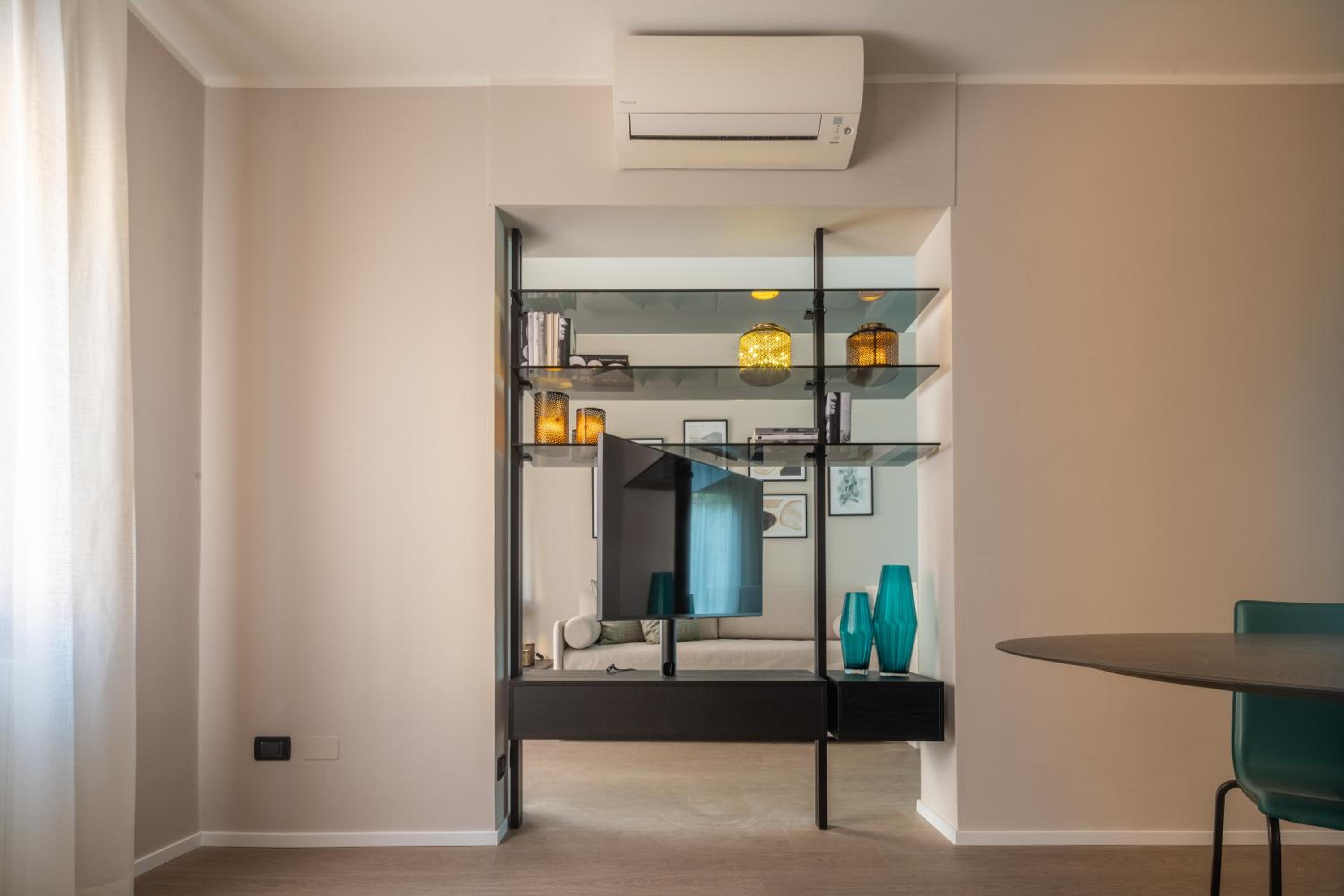 Accademia Apartments R&R