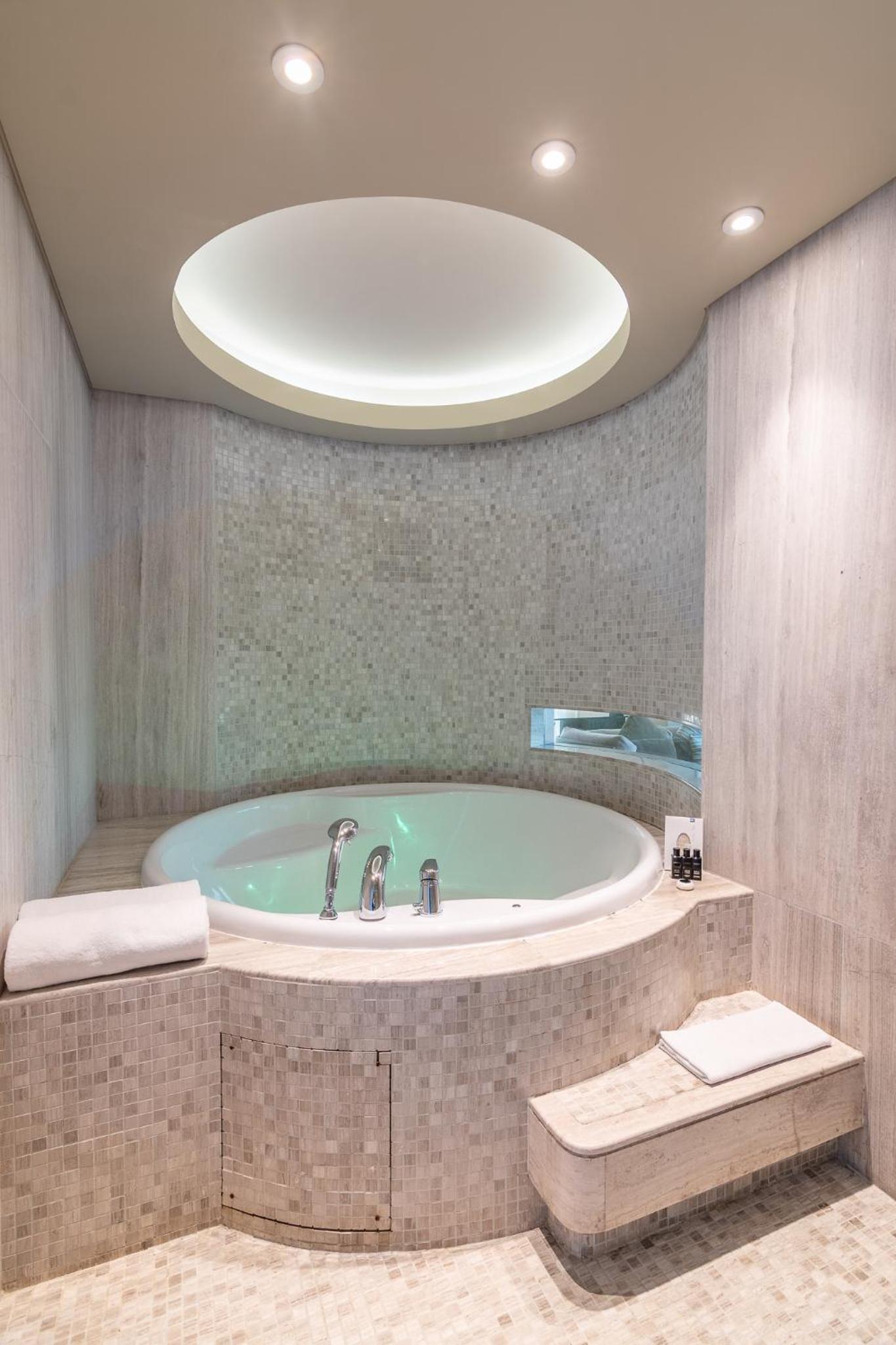 The Art Hotel & Resort