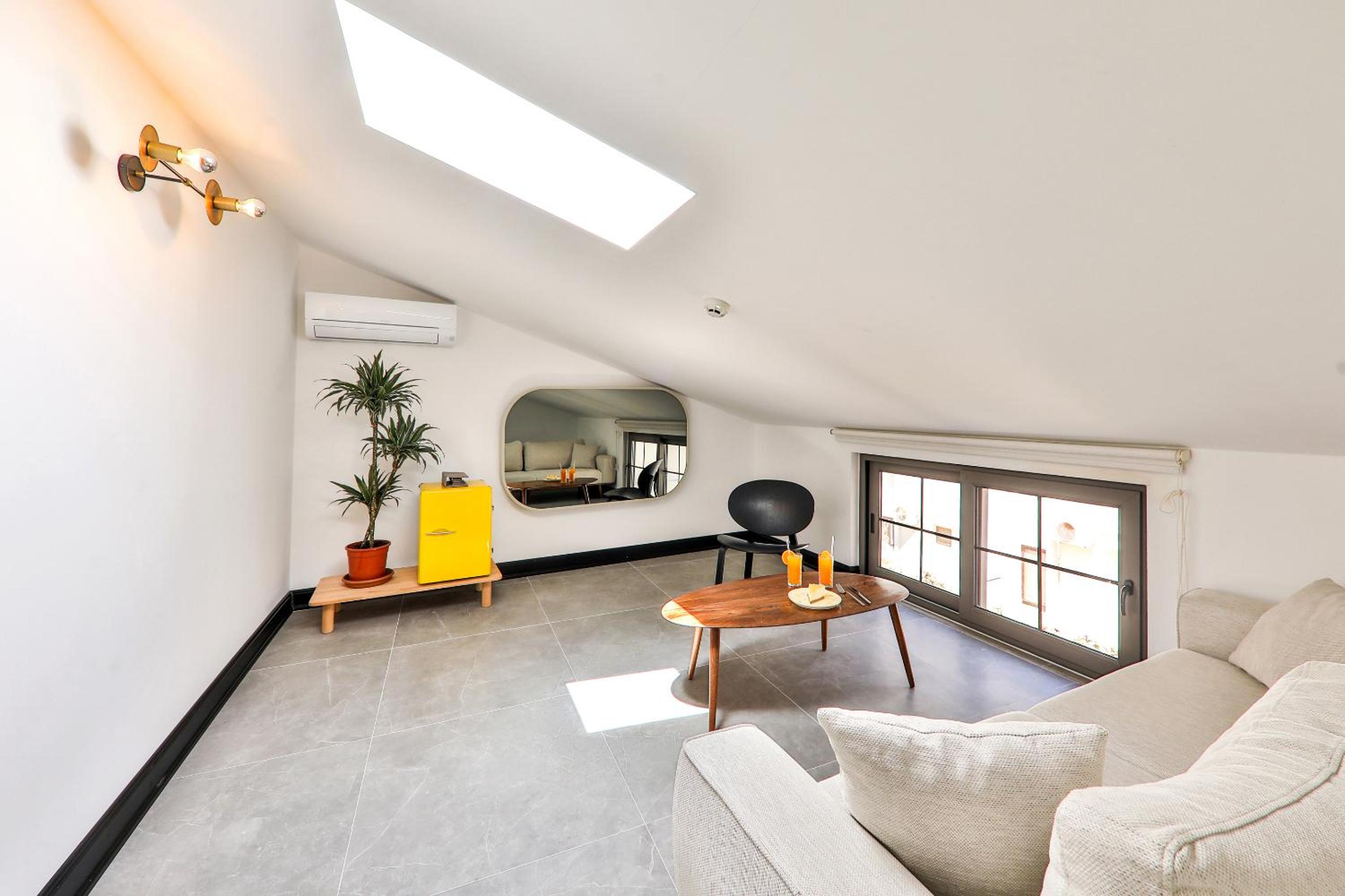 Luff Suites - Image 65