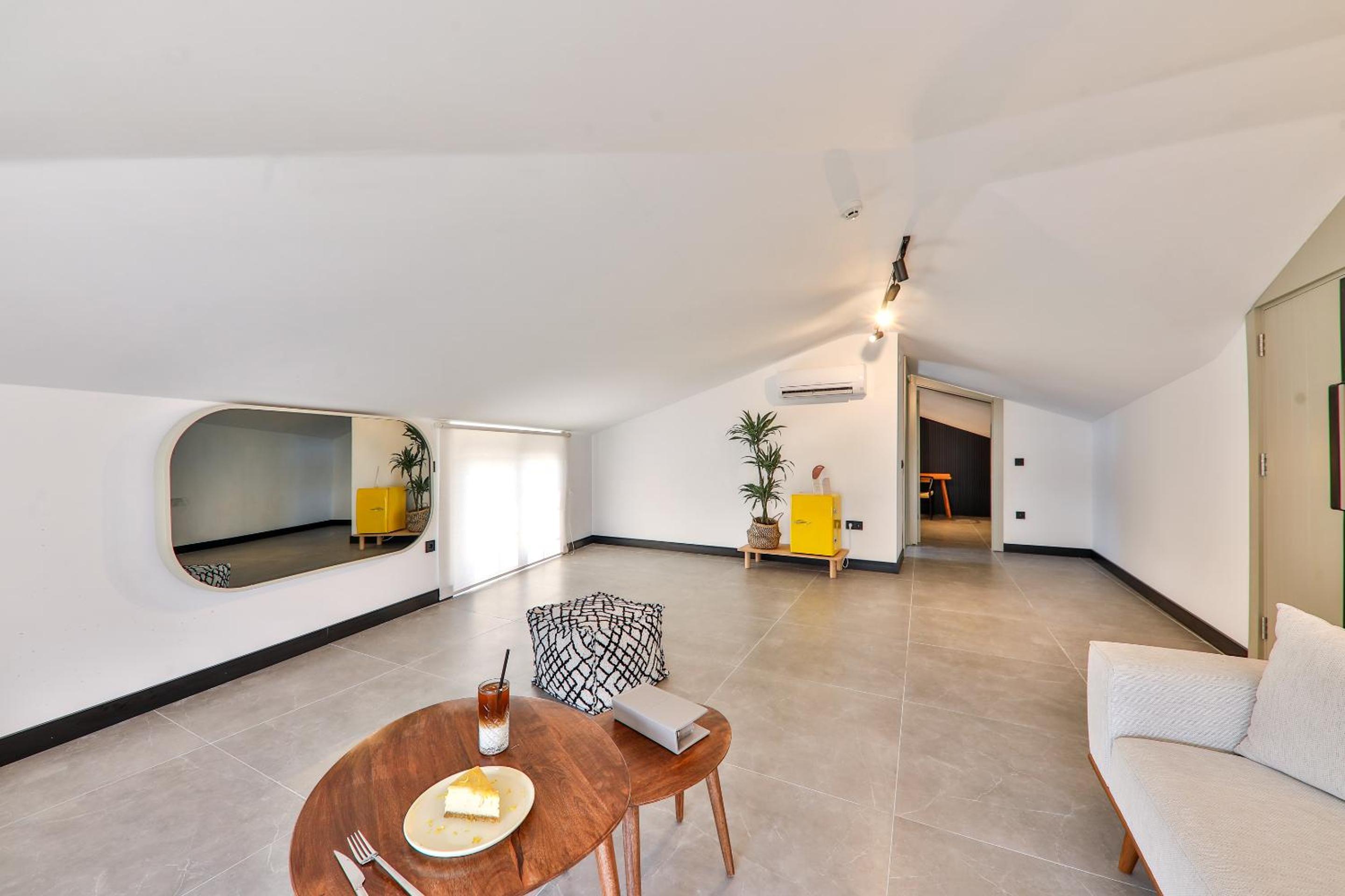 Luff Suites - Image 41