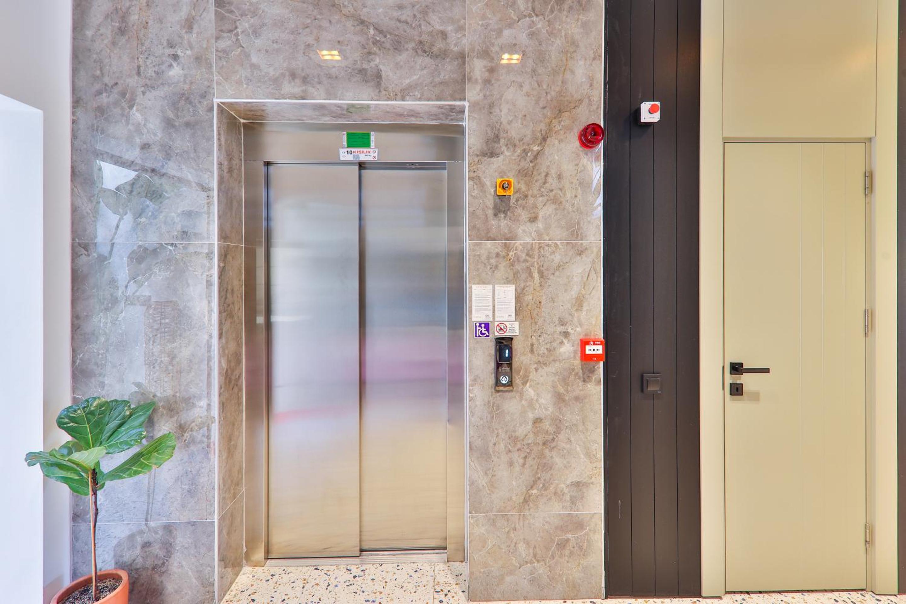 Luff Suites - Image 77