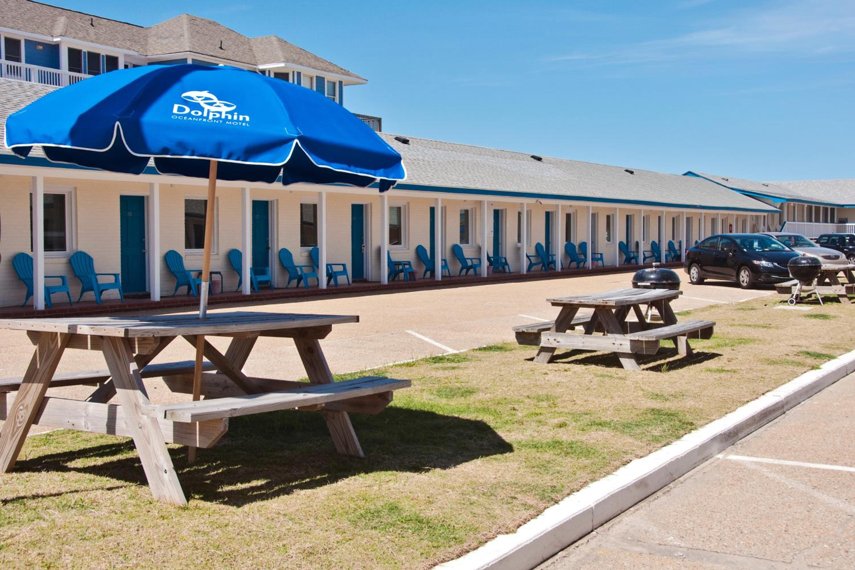 Dolphin Oceanfront Motel - Nags Head