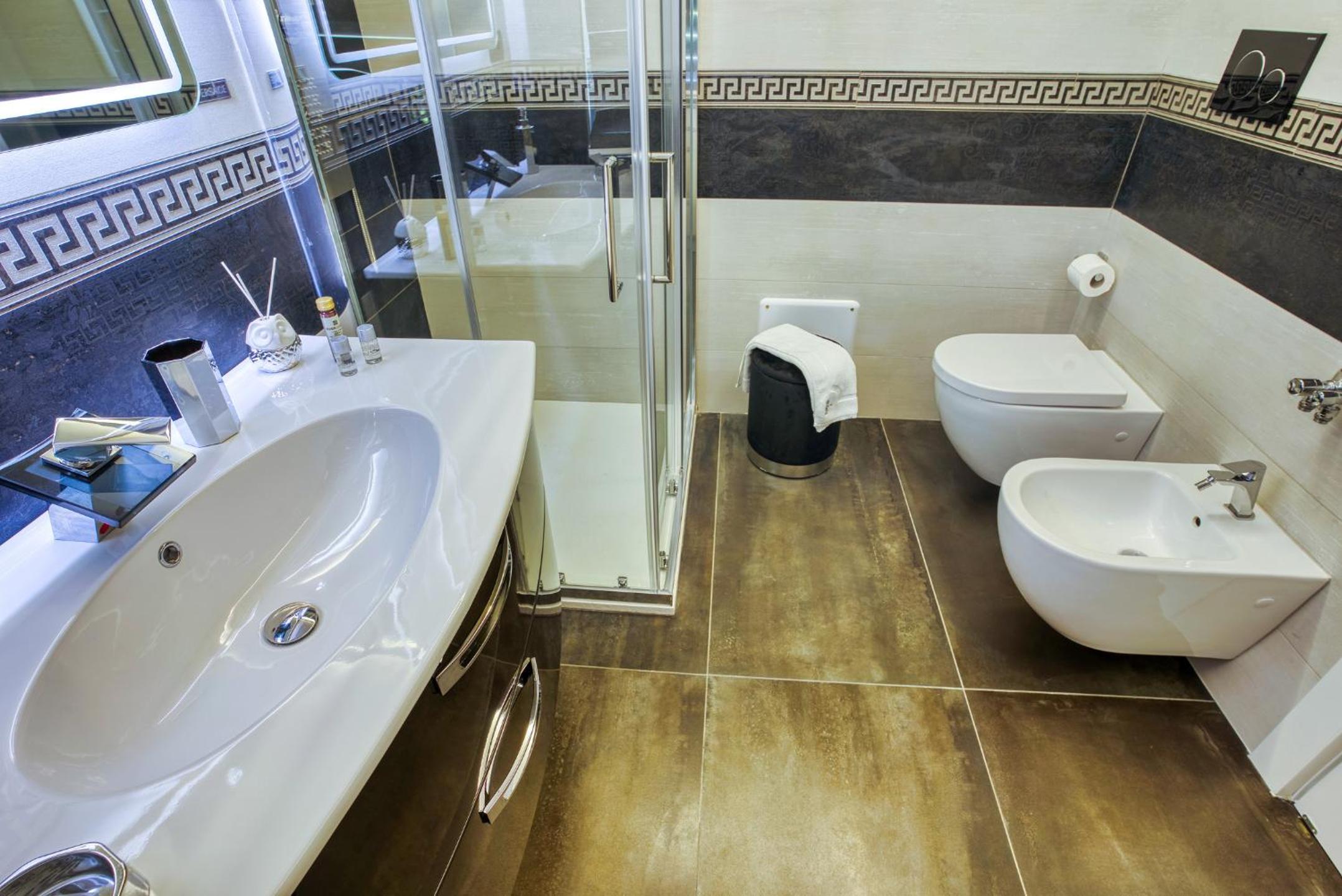 DISTINTO SUITE & ROOMS view 3