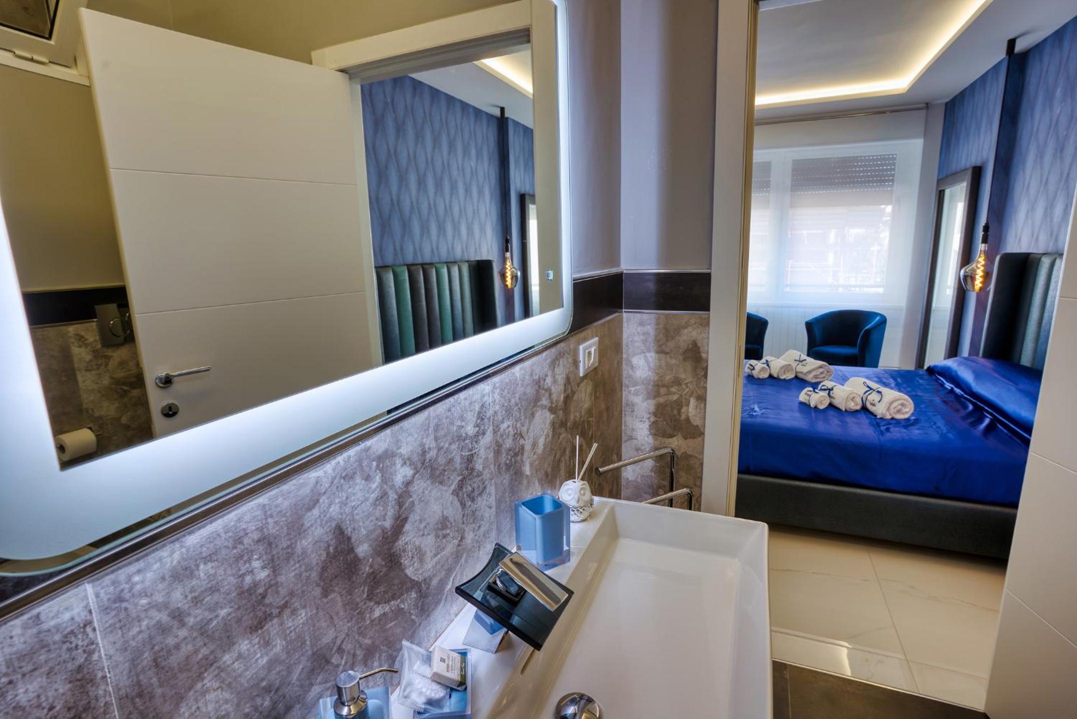 DISTINTO SUITE & ROOMS view 4