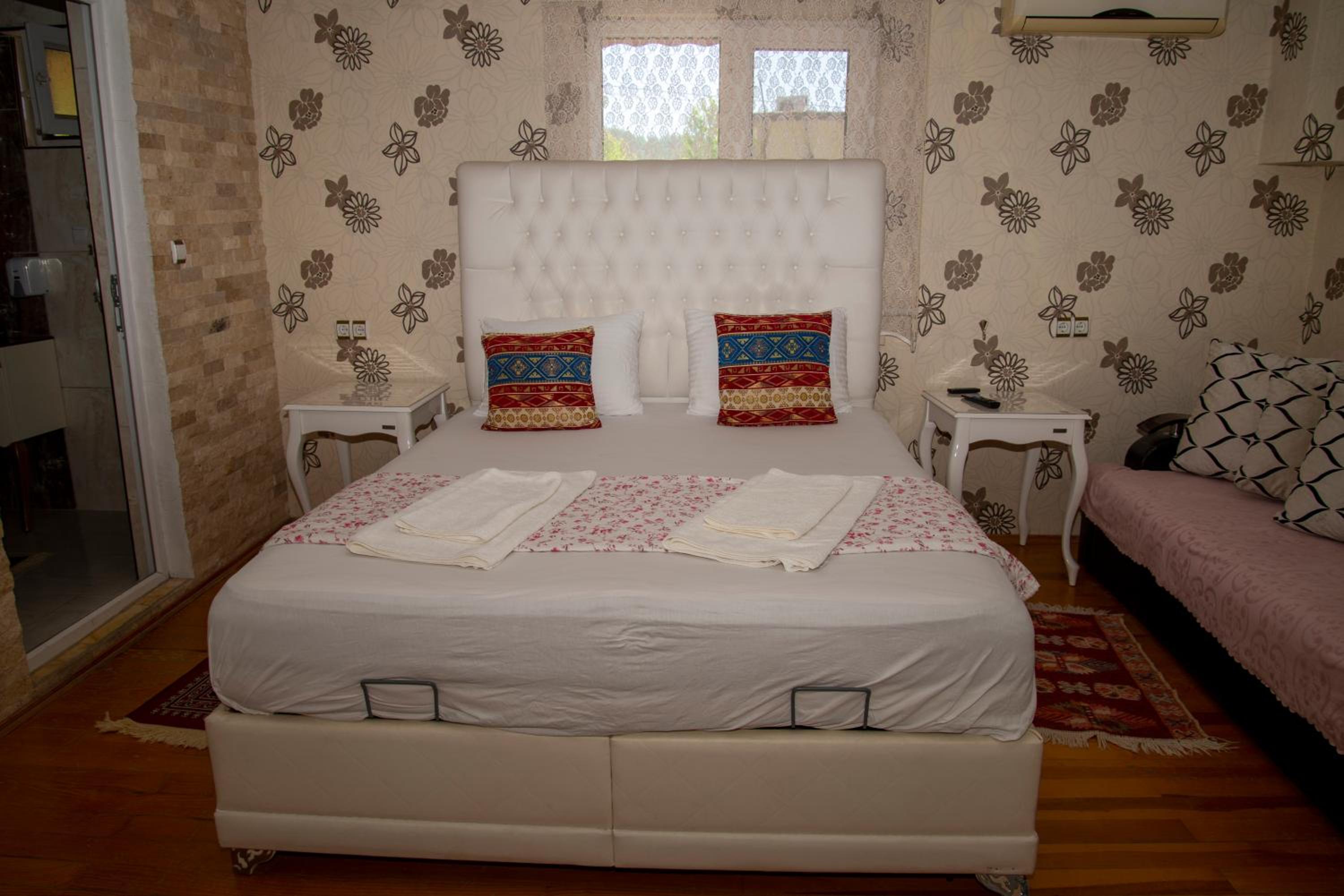 Sinter Terasse House Hotel