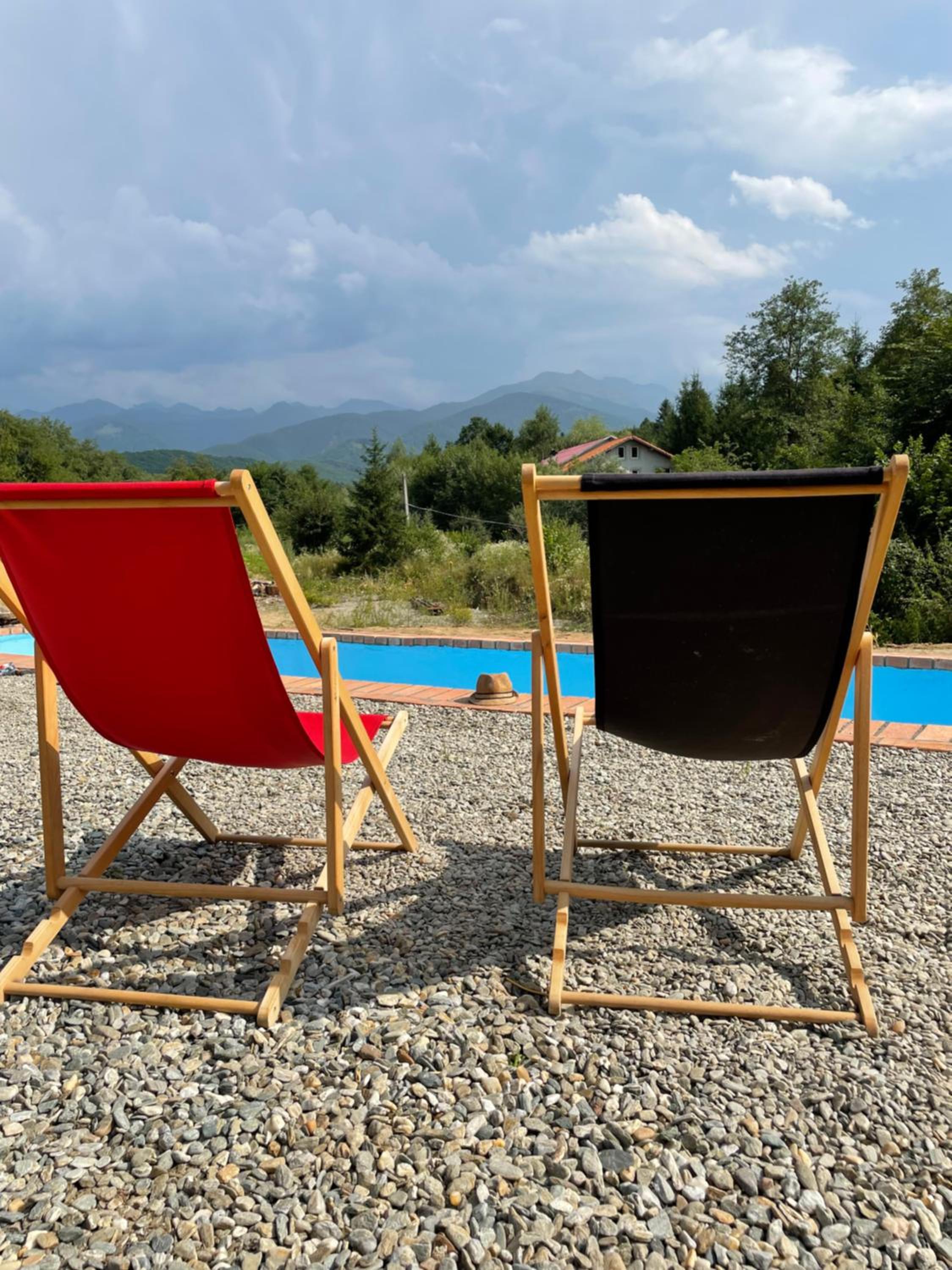 Porumbacu Mountain Views - Cabană cu Piscină