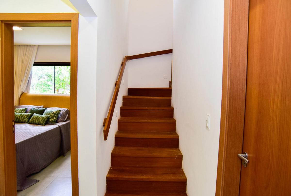 Casa de Alto Padrão 6 Suítes