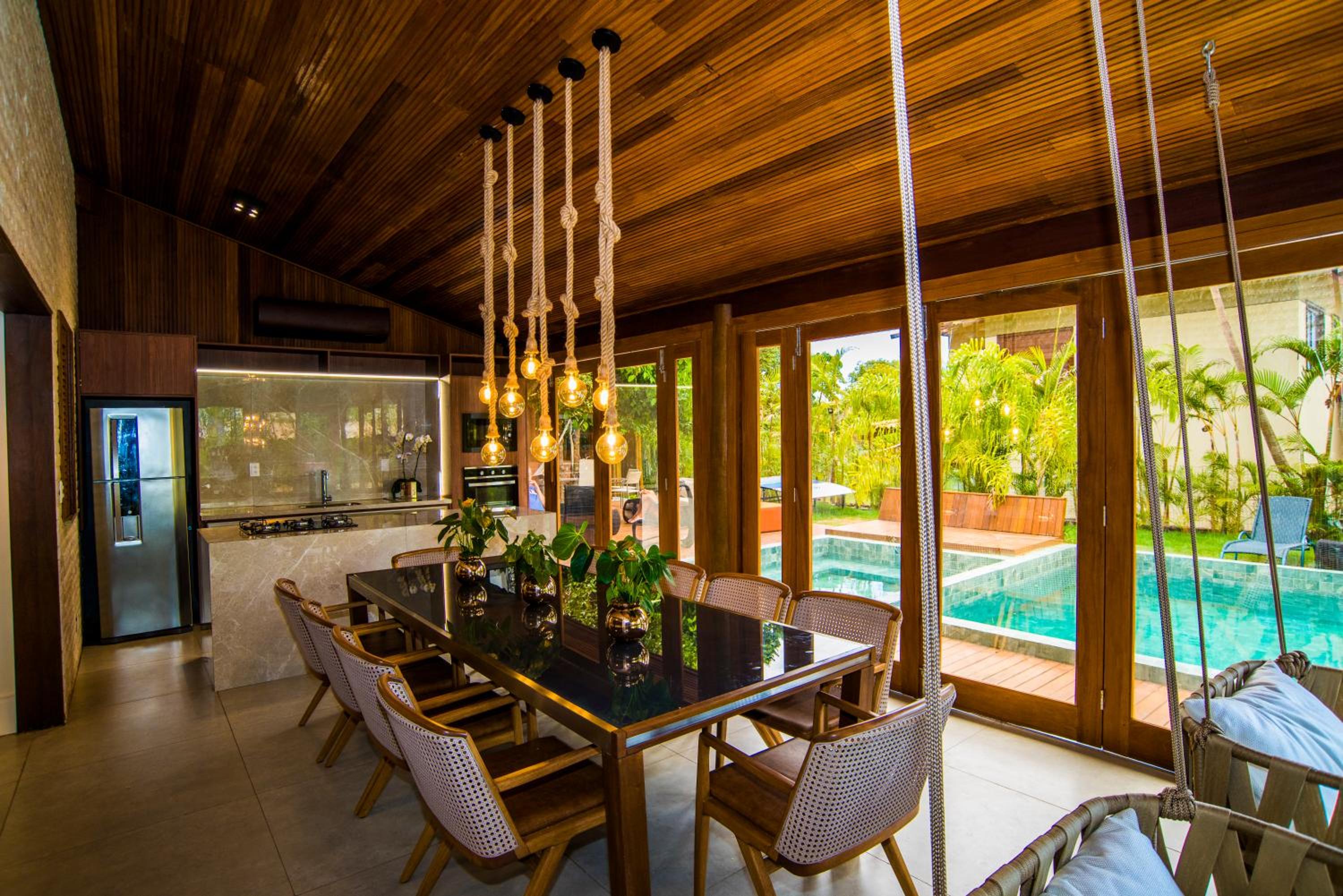 Casa de Alto Padrão 6 Suítes