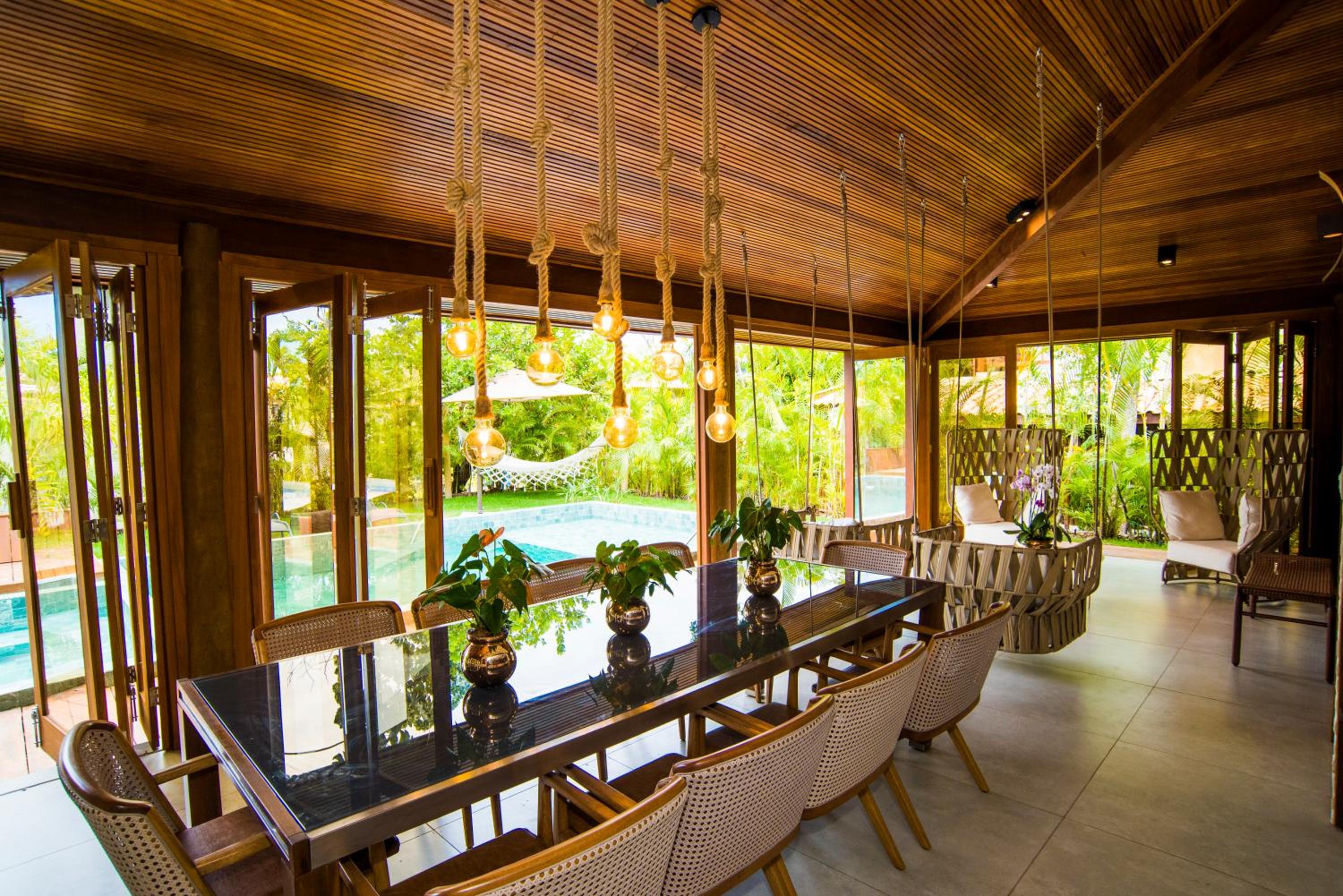 Casa de Alto Padrão 6 Suítes