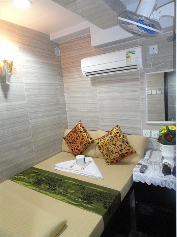 Day and Night Hostel Block D 10th floor 24 HOUR RECEPTION