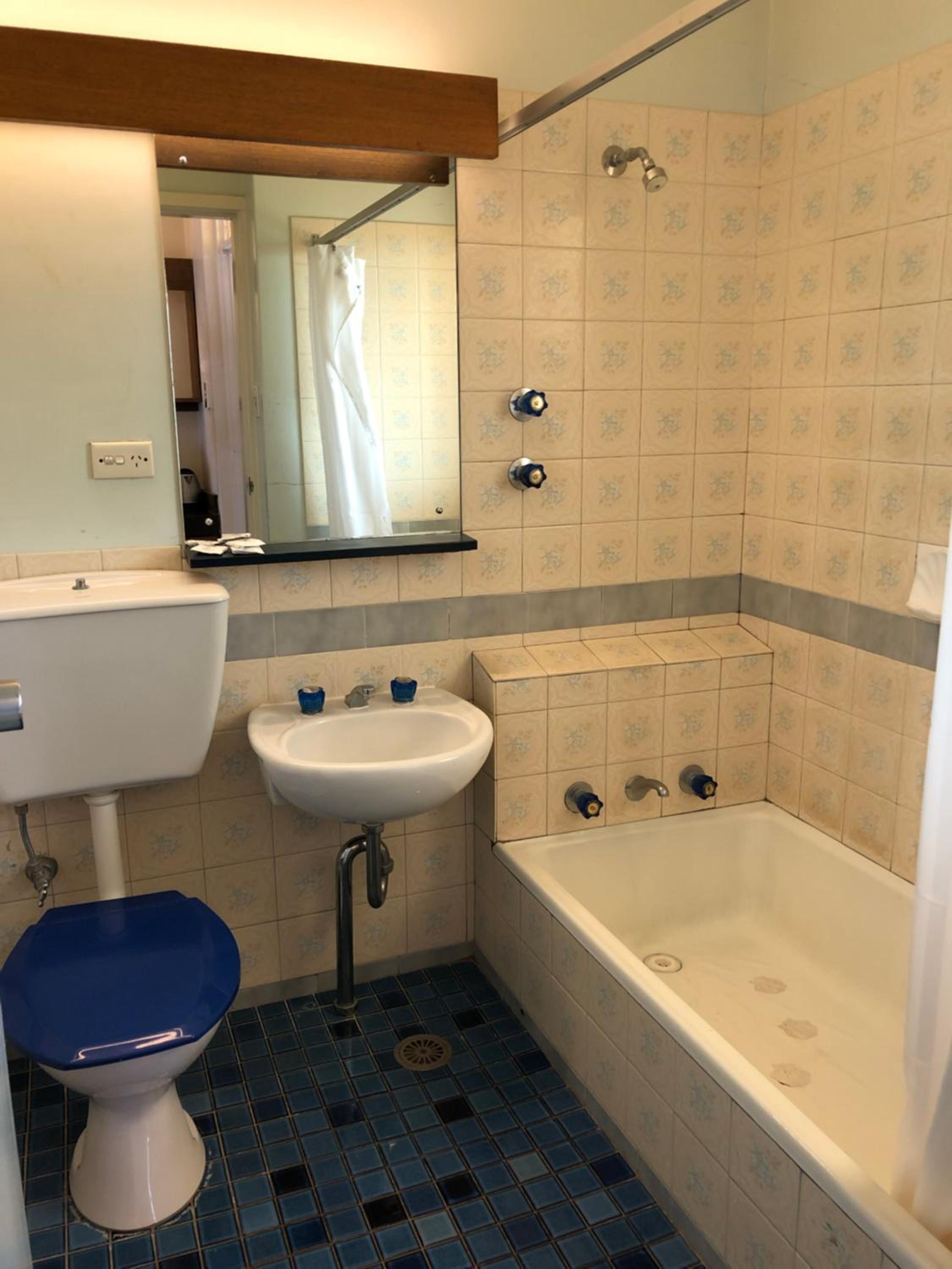 Canberra Lyneham Motor Inn