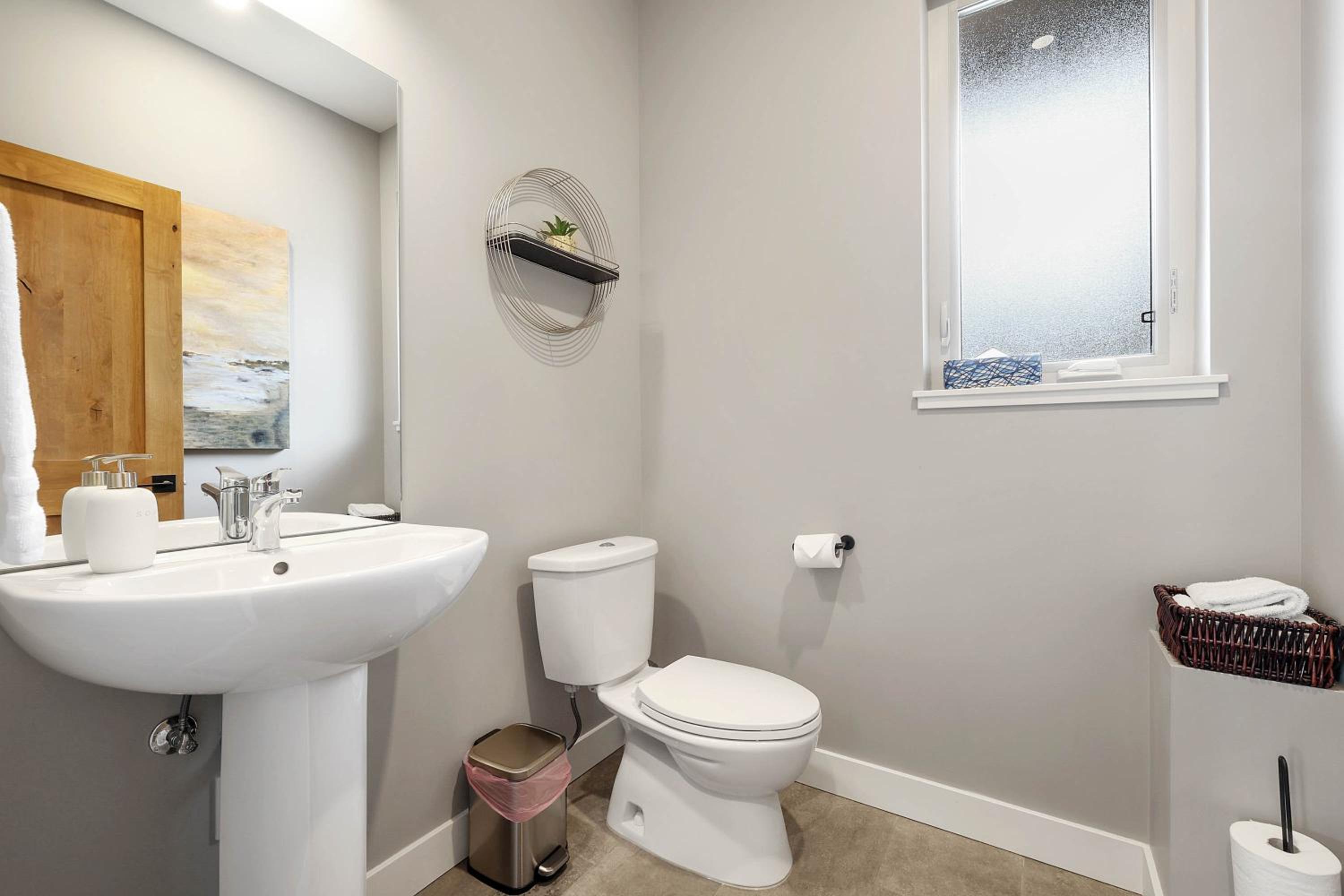 Spacious Modern Ski-in Ski-out with Hot Tub Townhouse
