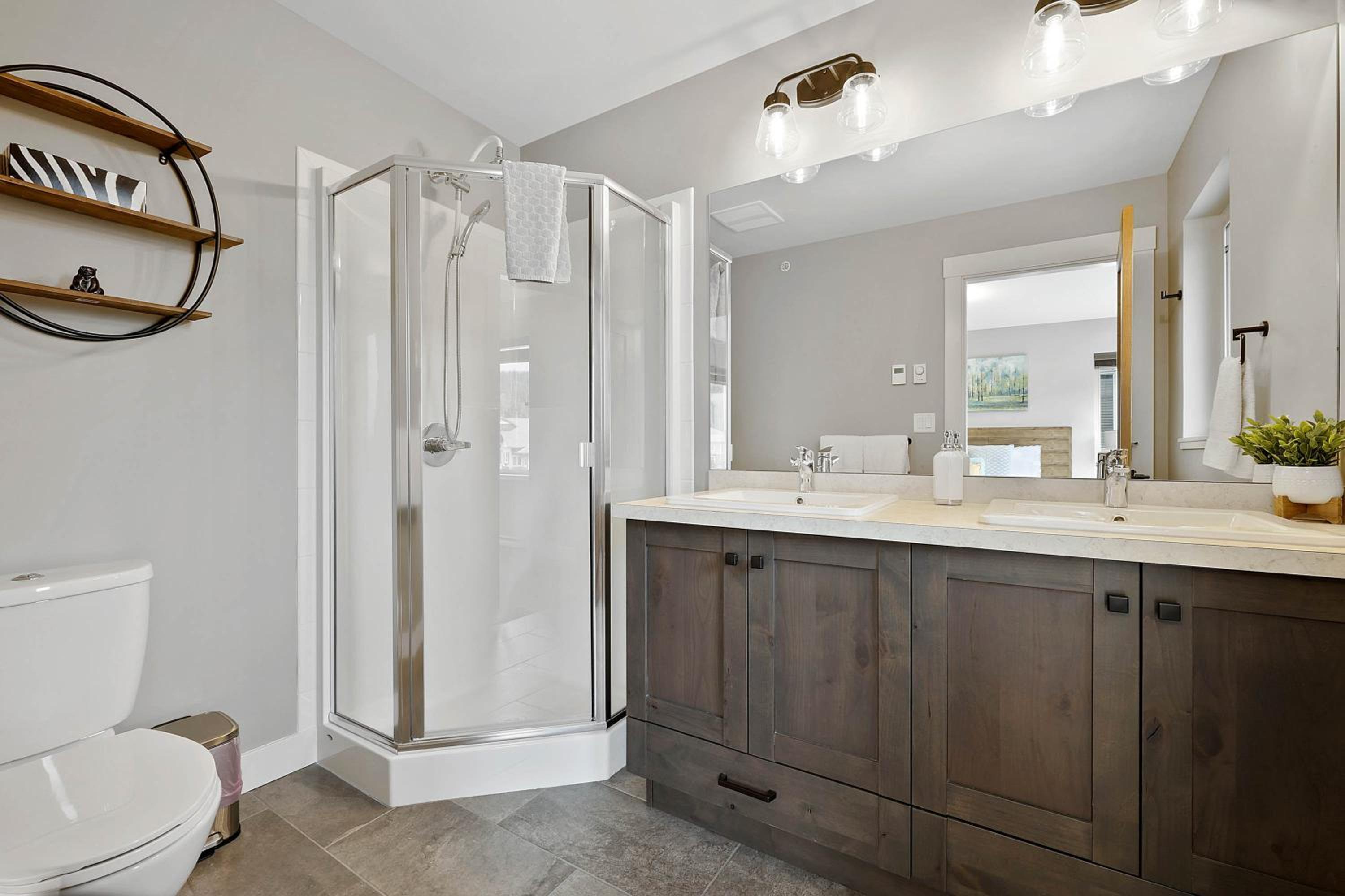 Sun Peaks Vacations - Spacious Modern Ski-in Ski-out with Hot Tub Townhouse - Property Image 2