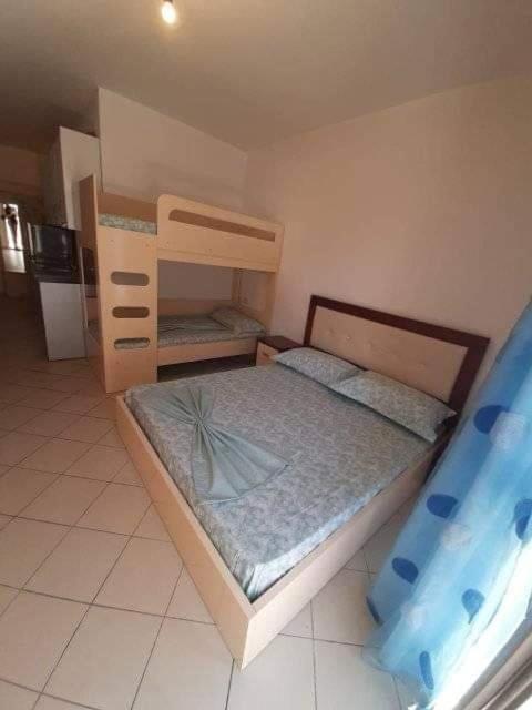 Sea View Marina Apartment Vlore