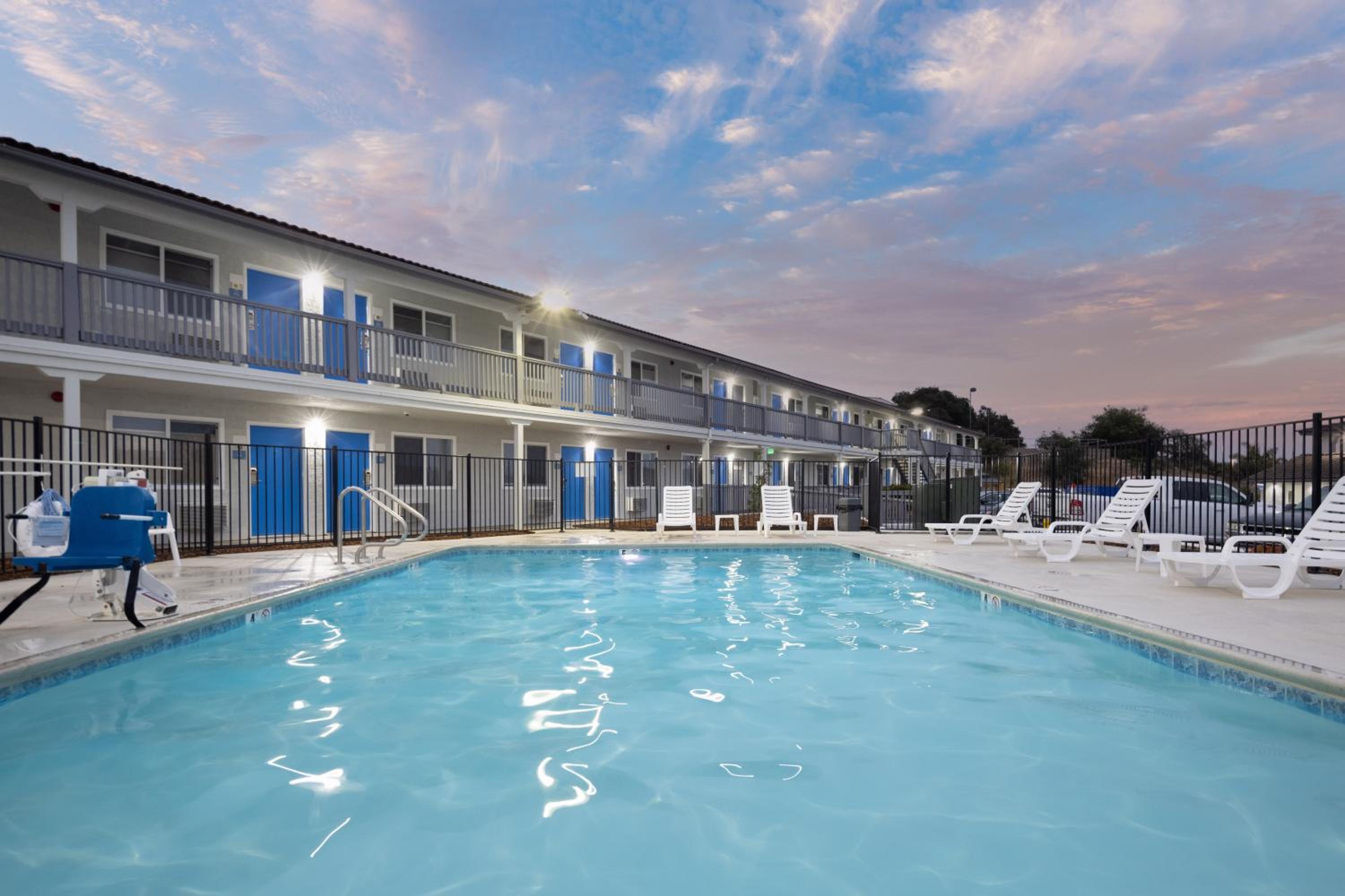 Days Inn by Wyndham Arroyo Grande Pismo Beach