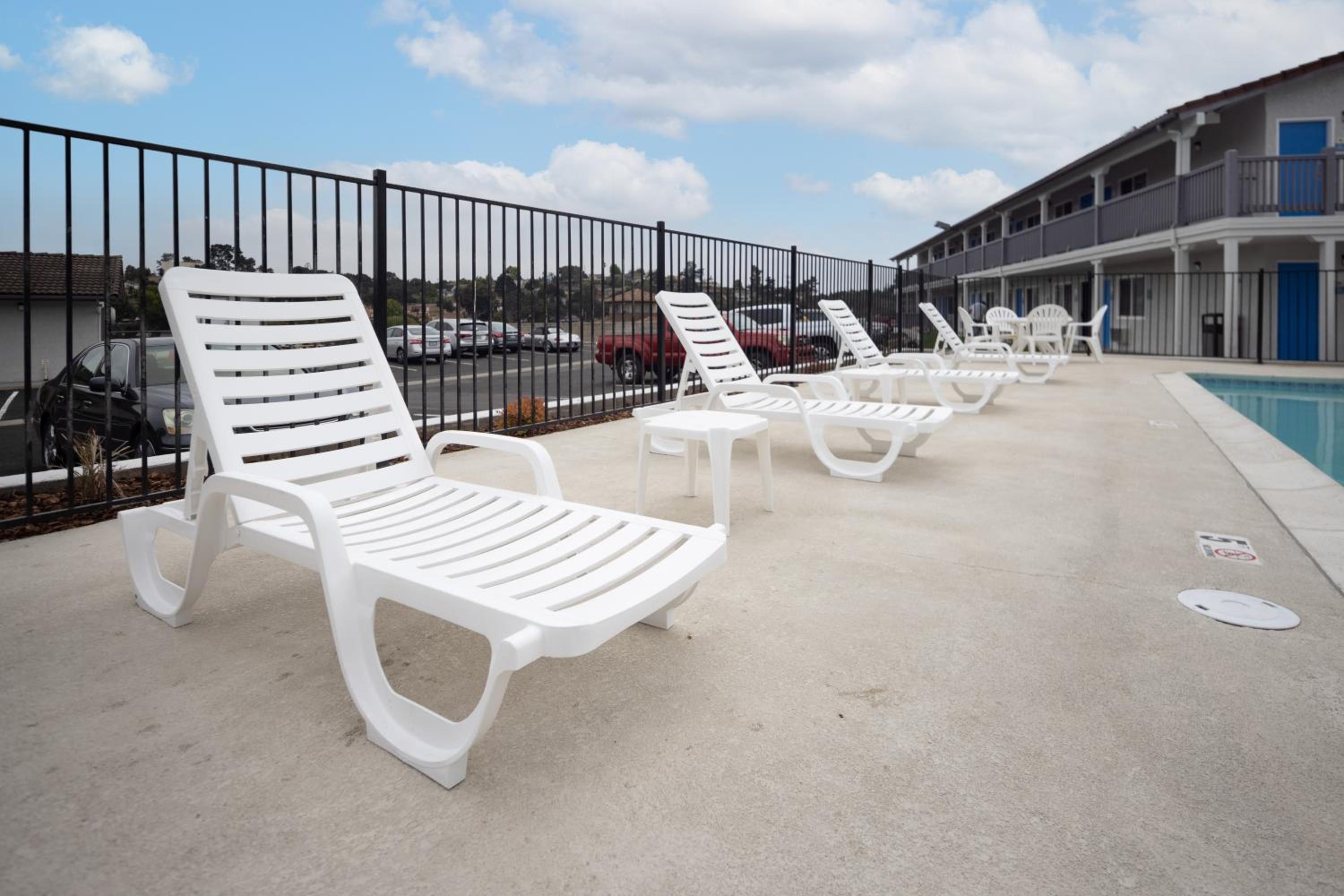 Days Inn by Wyndham Arroyo Grande Pismo Beach