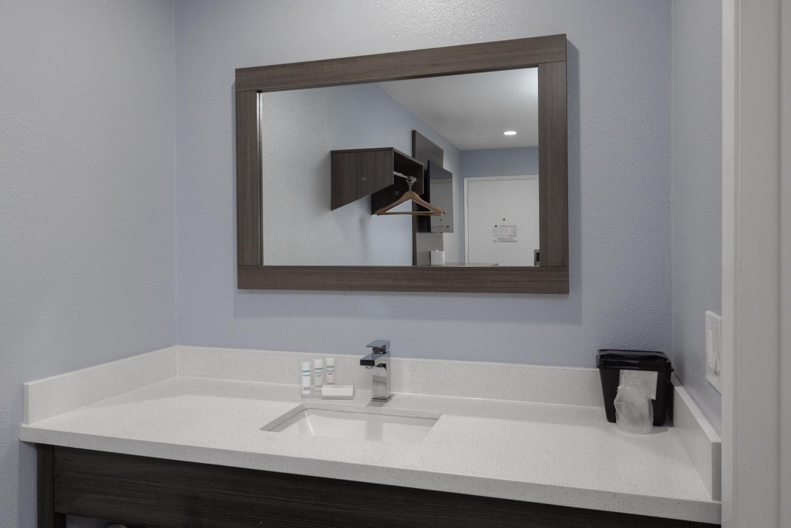 Days Inn by Wyndham Arroyo Grande Pismo Beach