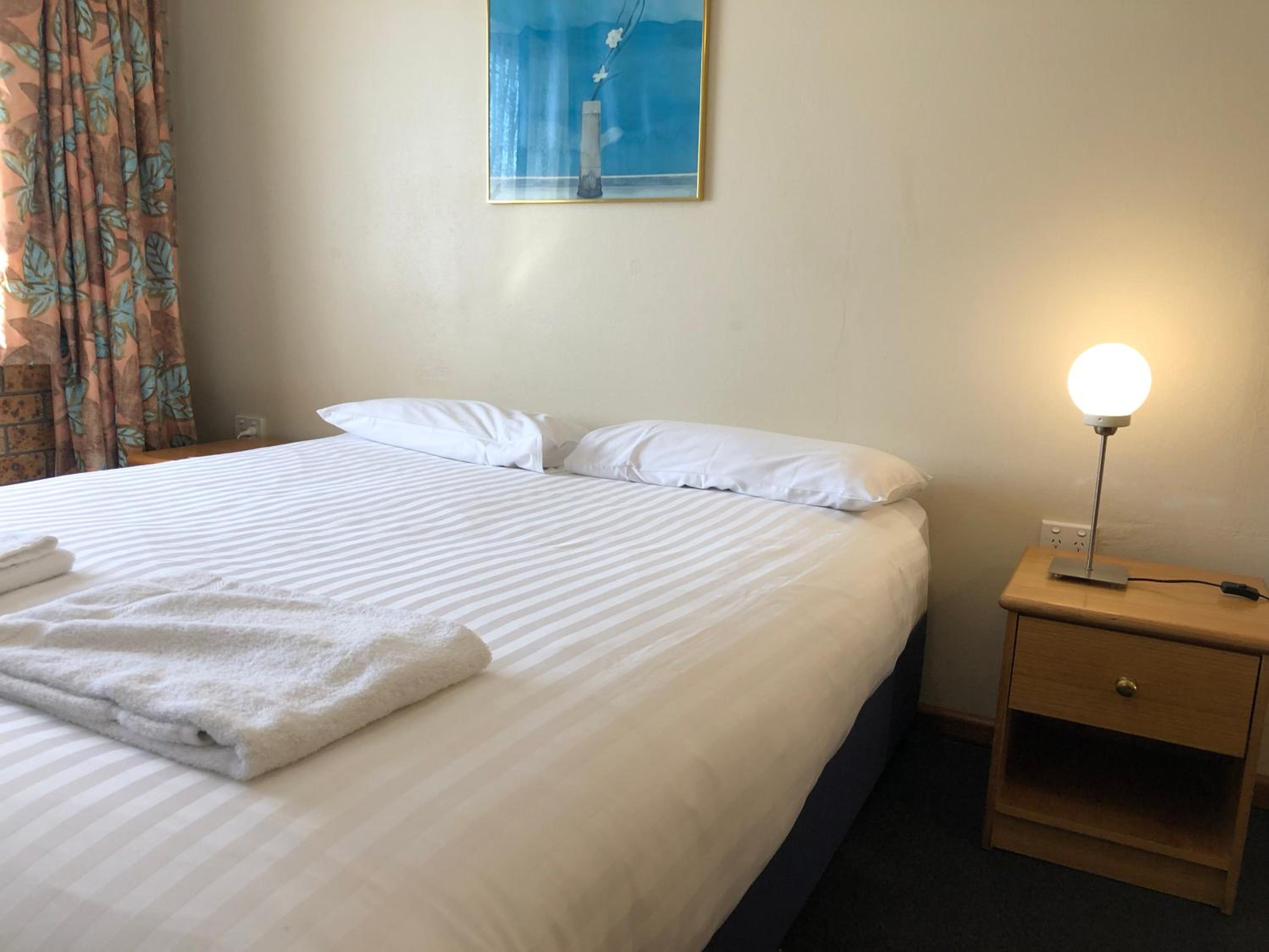 Canberra Lyneham Motor Inn