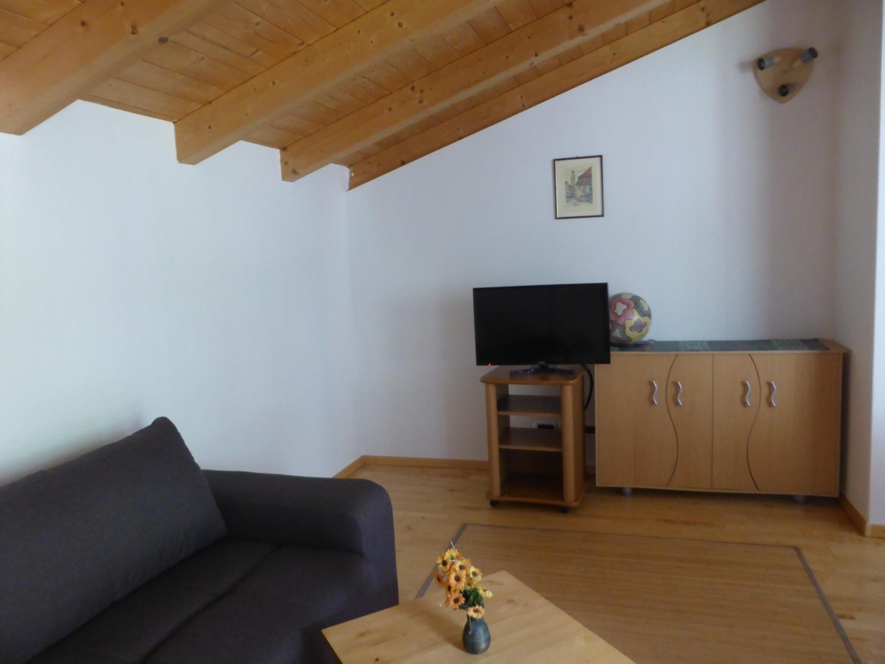 Photo 37