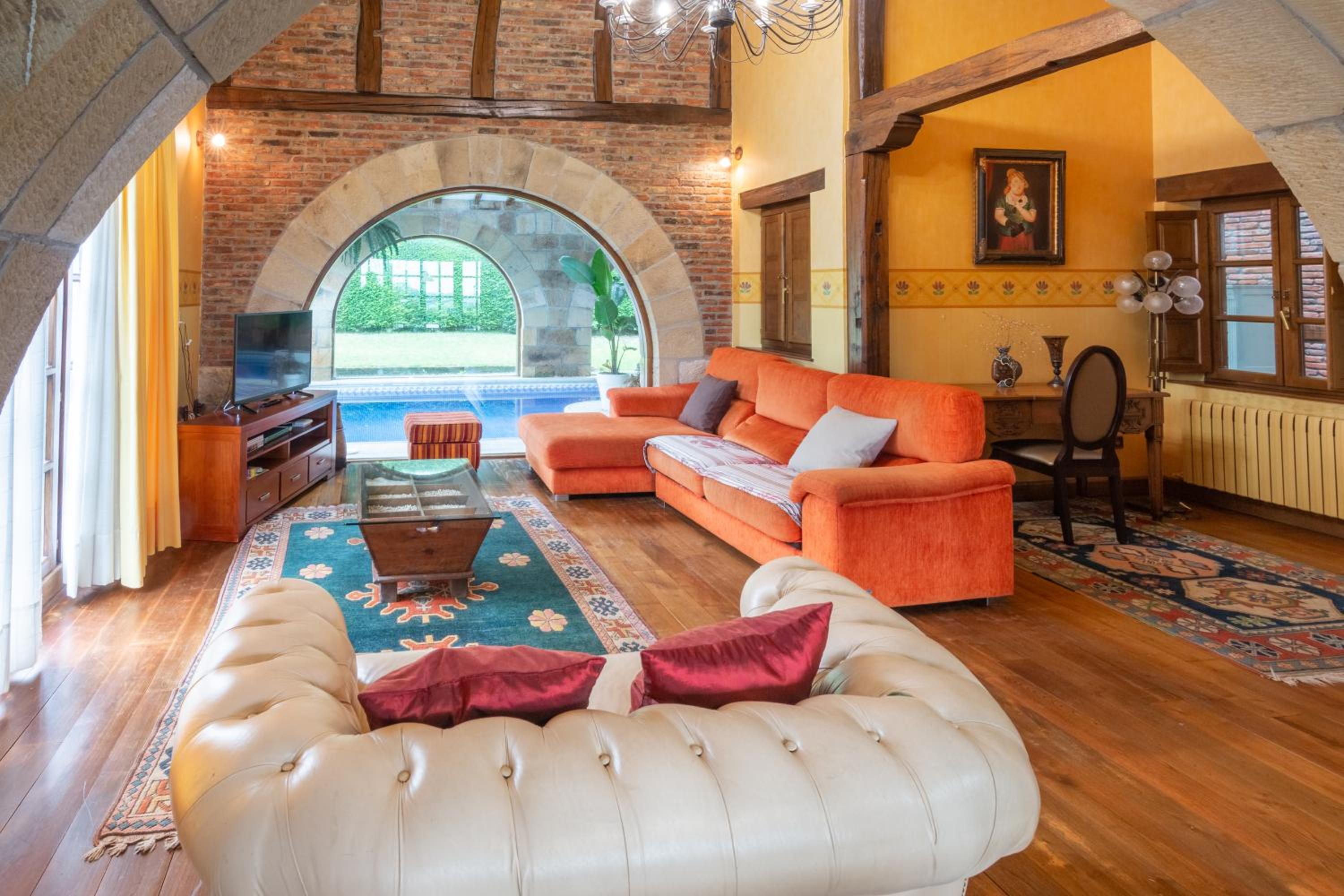 Luxury Villa Esmeralda