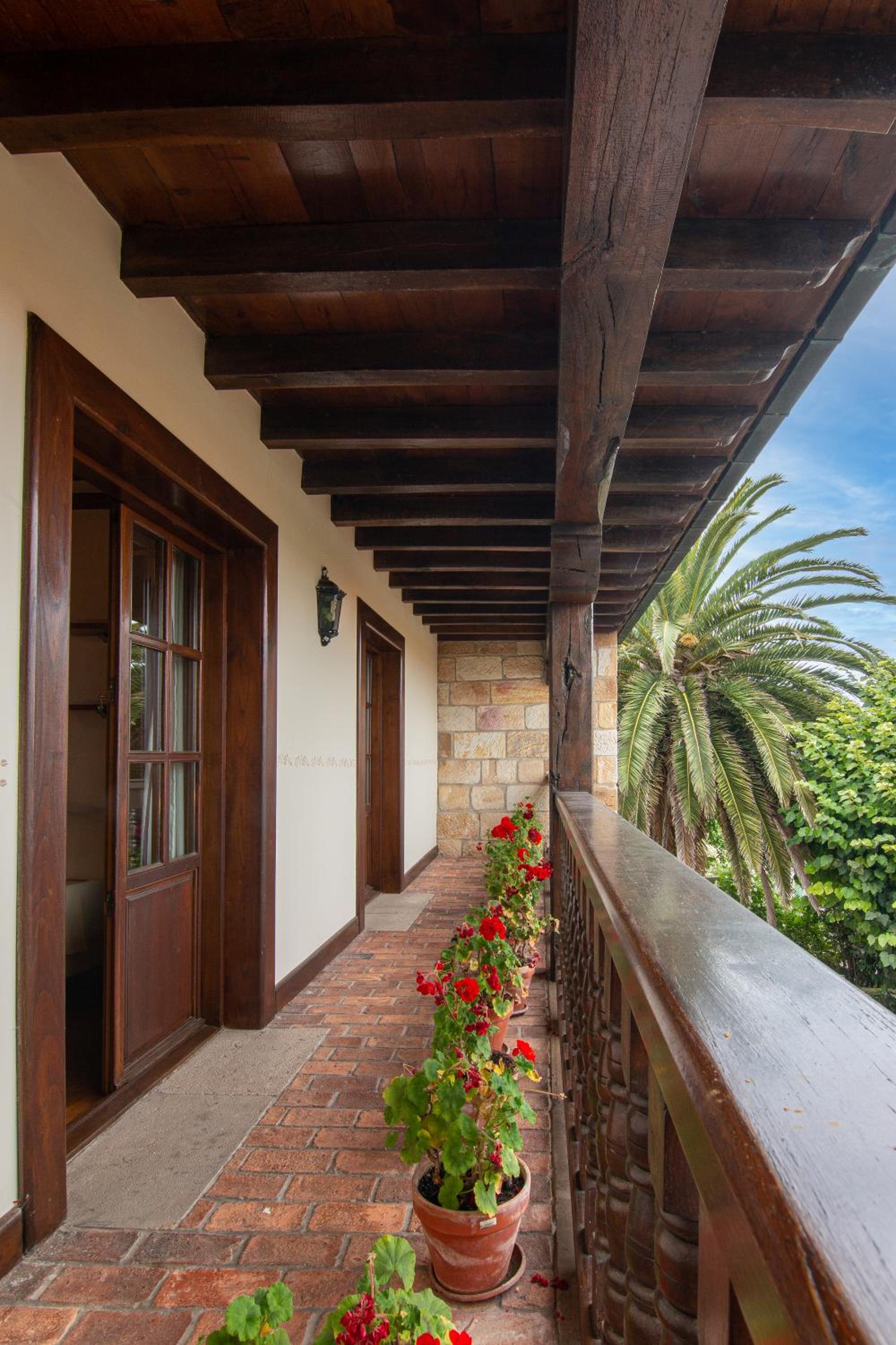 Luxury Villa Esmeralda