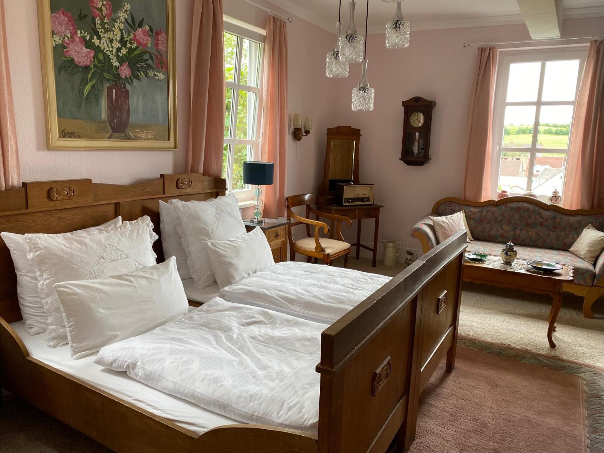 Liebevolles, altes Schulhaus im Vintage Stil - Property Image 6