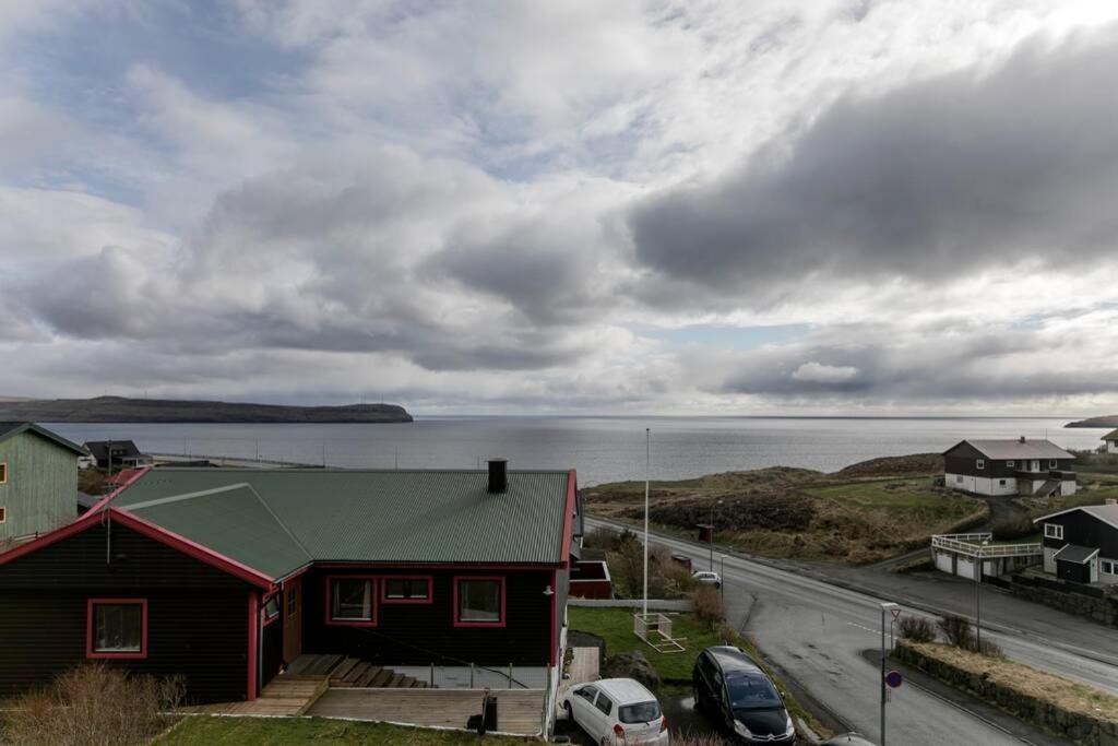 FaroeGuide seaview villa and apartment