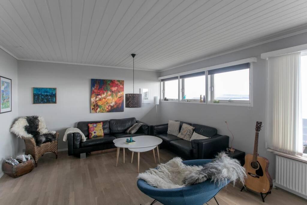 FaroeGuide seaview villa and apartment