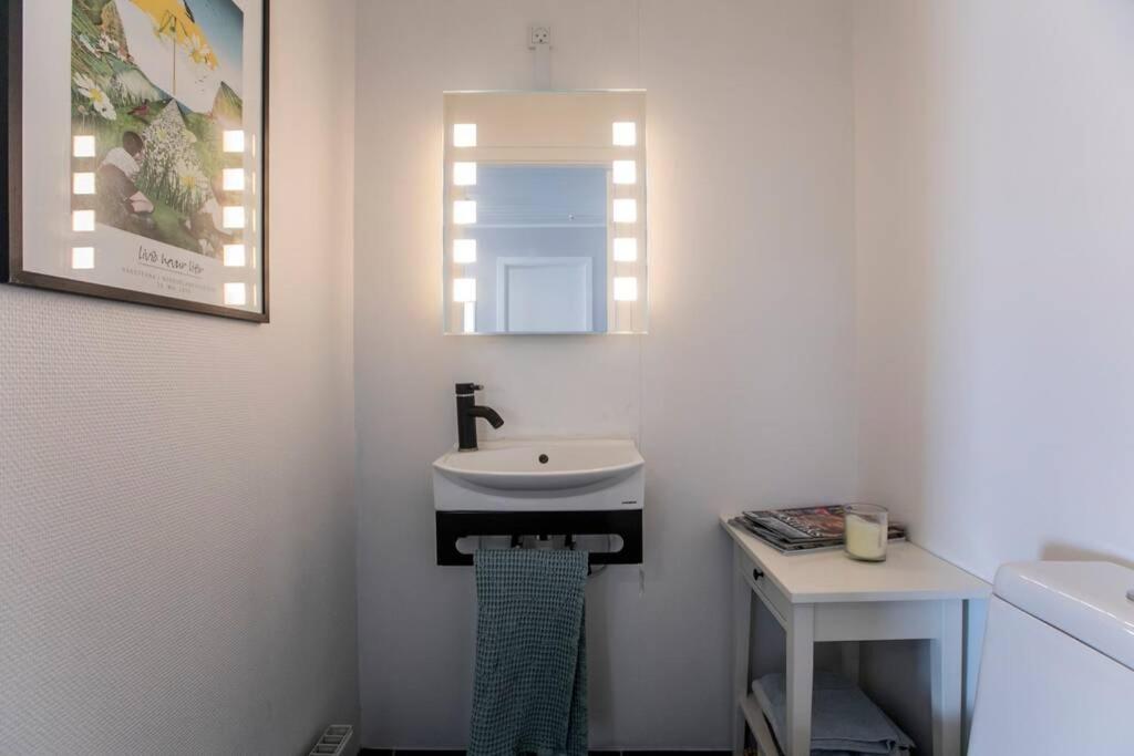 FaroeGuide seaview villa and apartment