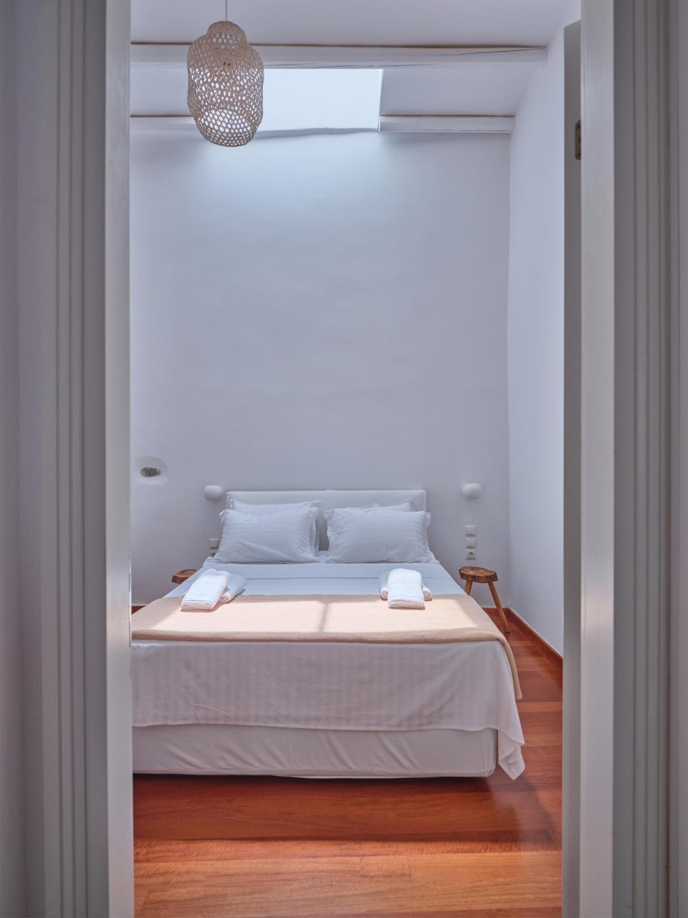 Retreat Paros - The Loft Apartment photo 2