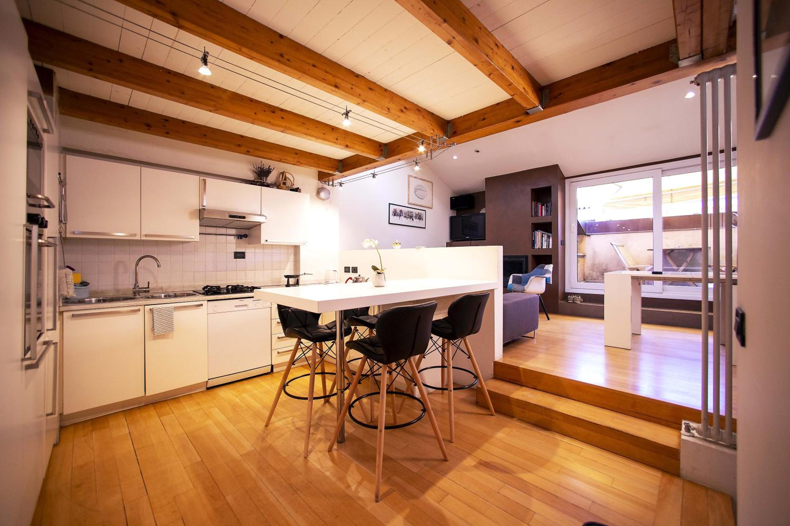 GeTheKey Borgo Terrace Apartment photo 3