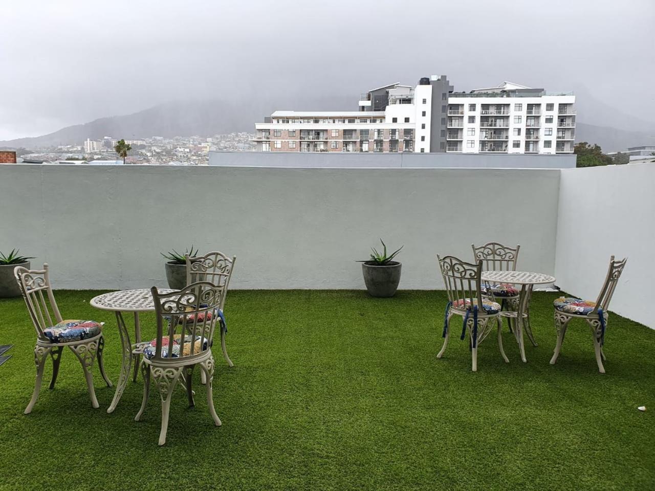 1onAlbert Studio Apartment Woodstock - main view