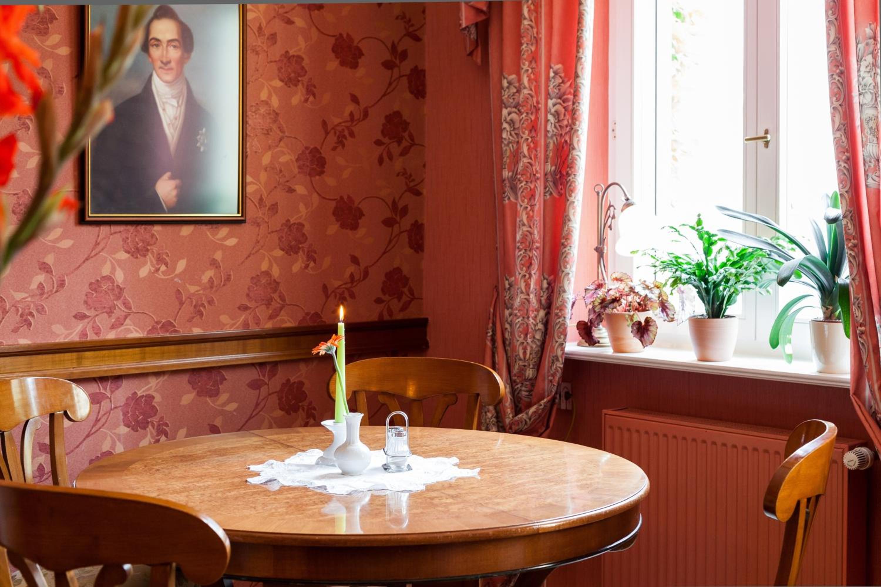 Hotel Garni Schlossgarten - Property Image 15
