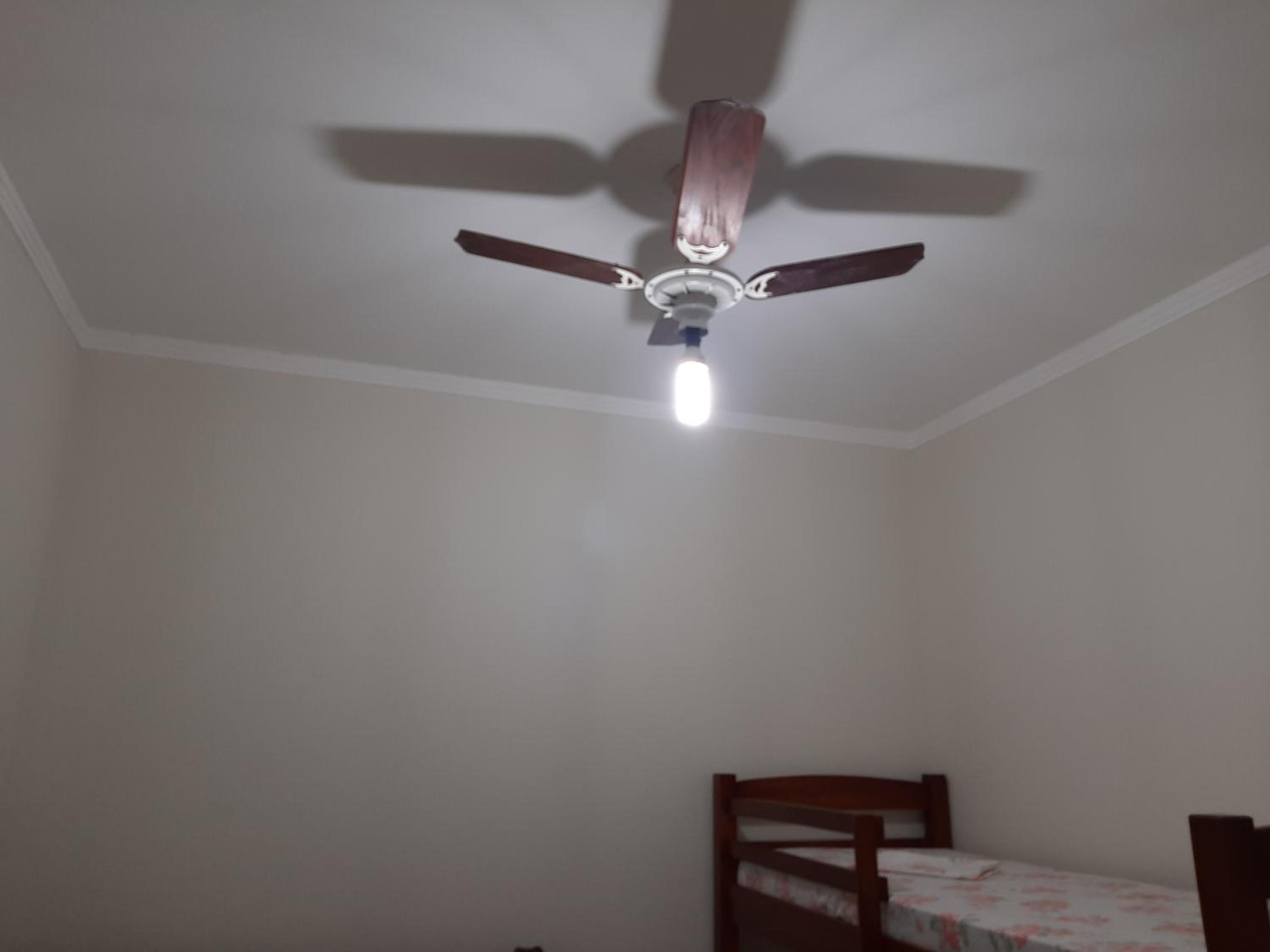 Casa com piscina na Martim de Sá