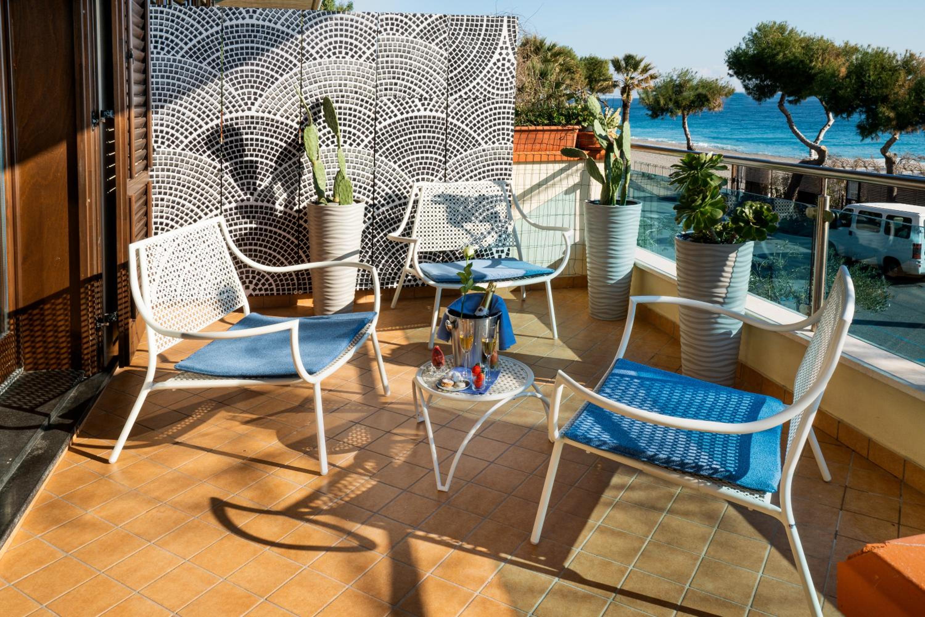 balance & terrace