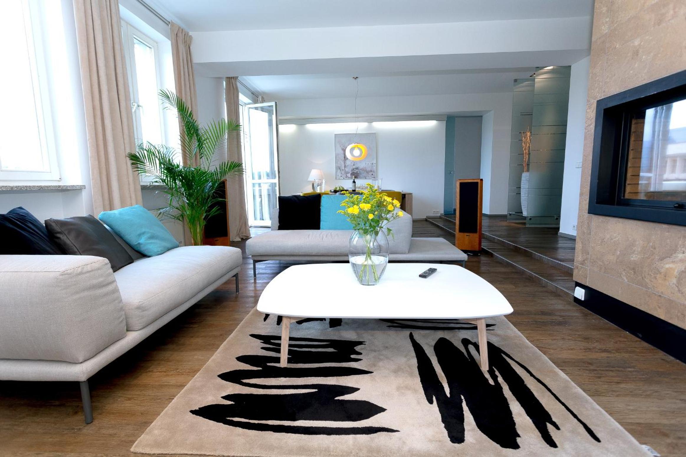 Vilnius Apartments & Suites - Gedimino avenue