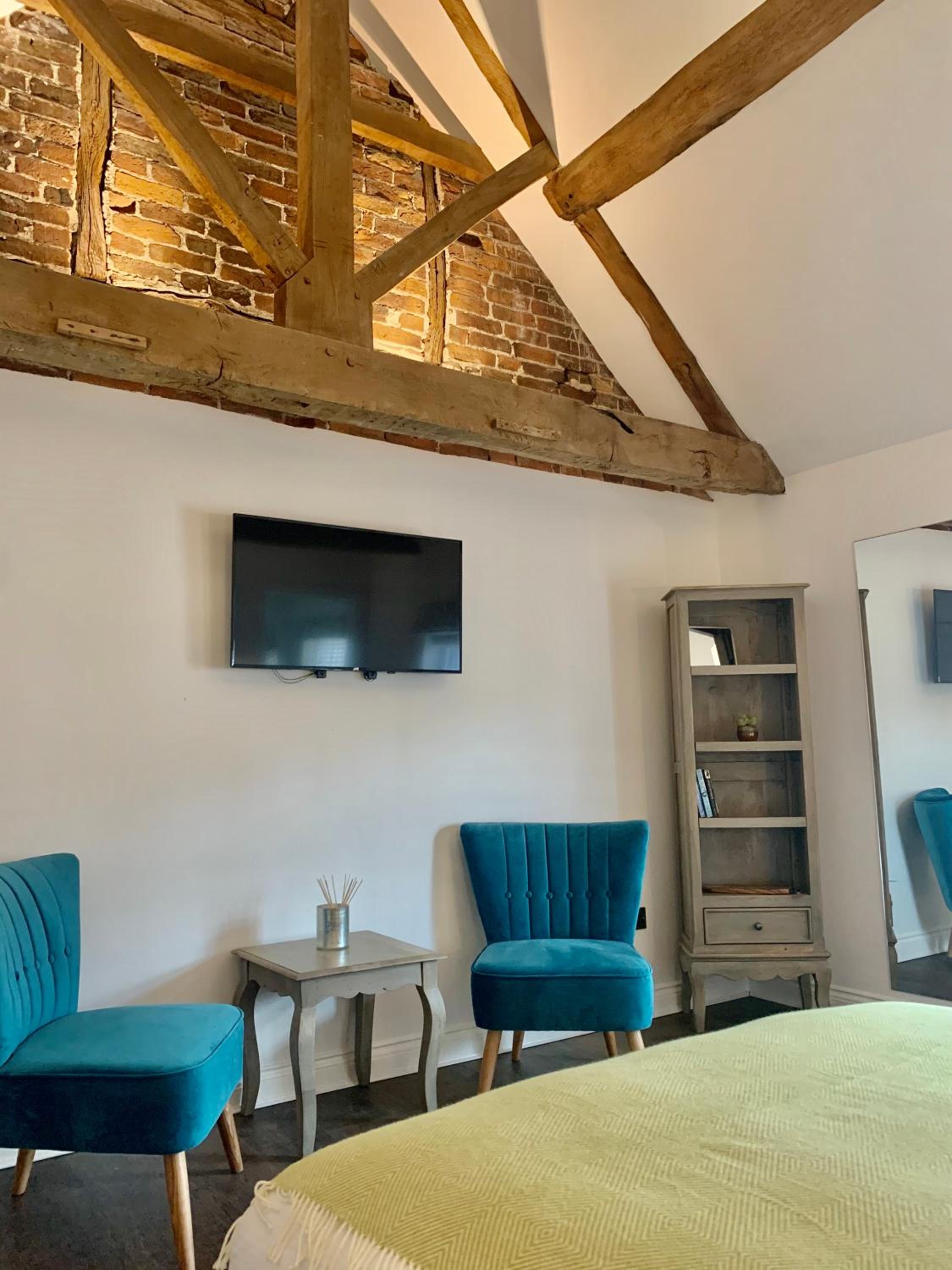 Worcester Vacations - Upstairs at 33 - Self check in boutique accommodation in Worcester Centre - Property Image 26