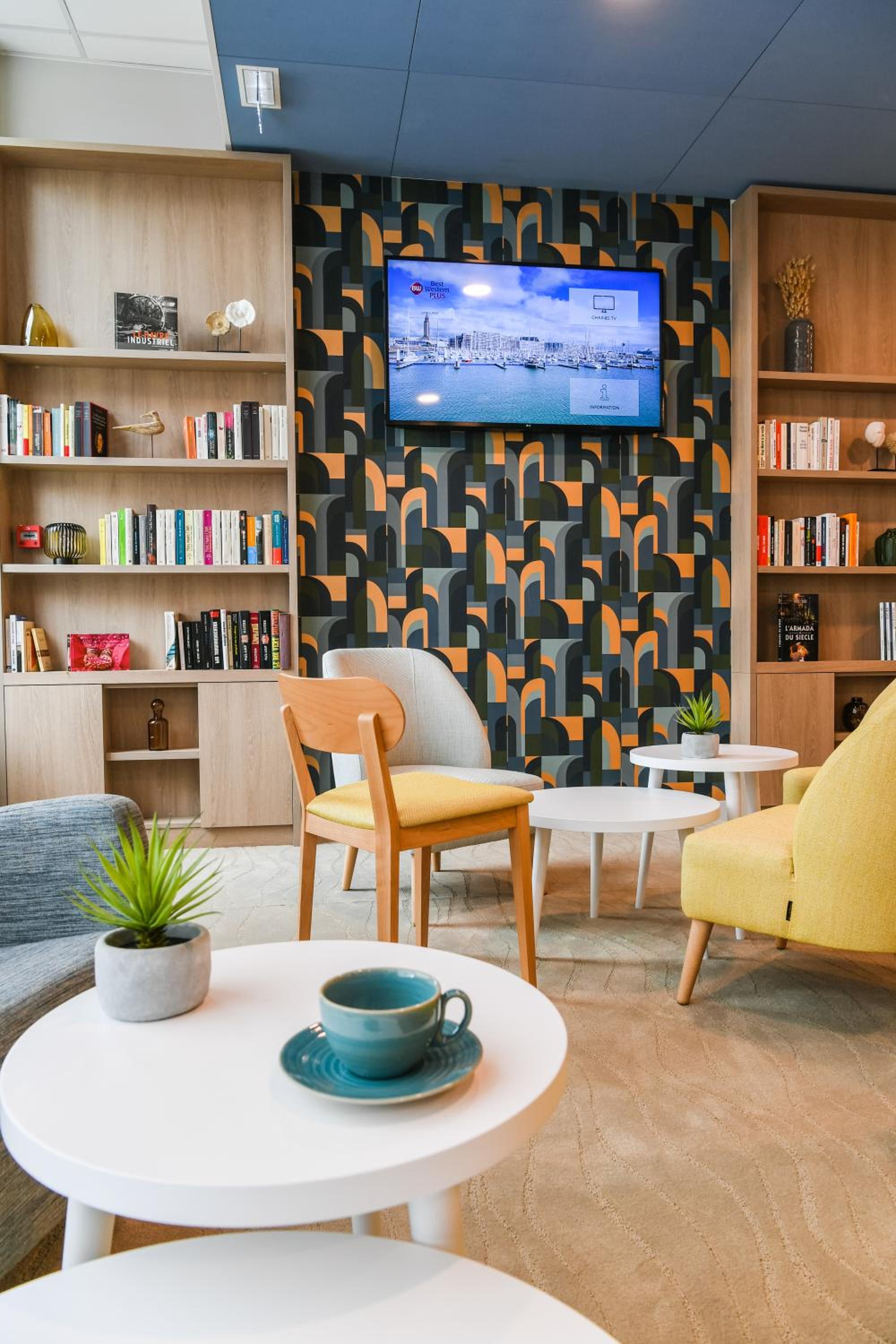 Le Havre Vacations - Best Western Plus Le Havre Centre Gare - Property Image 24