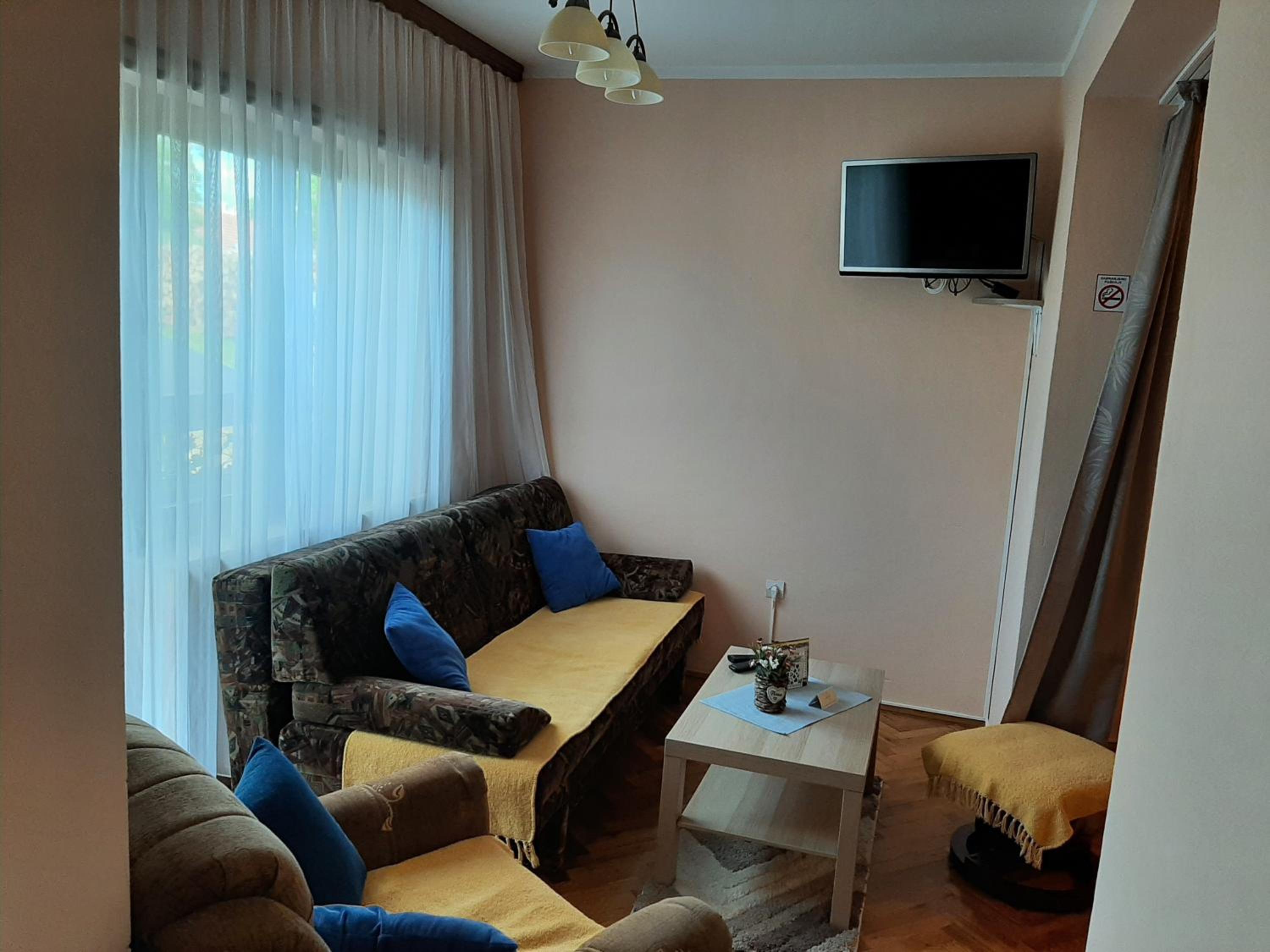 Studio Apartment Ivona & Tin view 3
