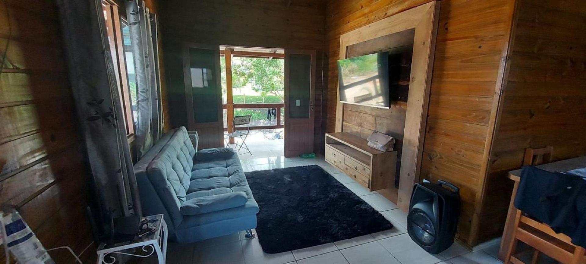 Casa com Piscina em Governador Celso Ramos/SC