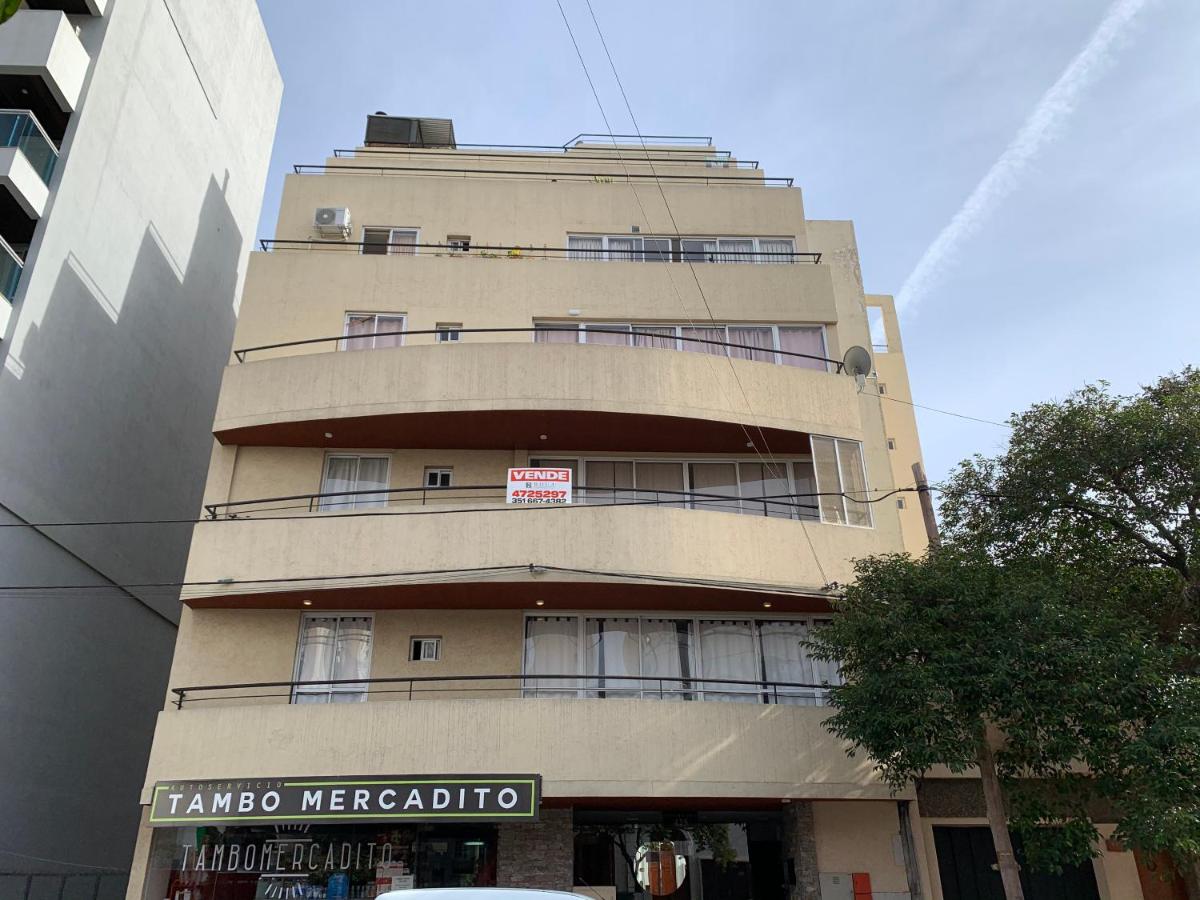 Depto en Barrio Gral Paz - 1 dorm con piscina