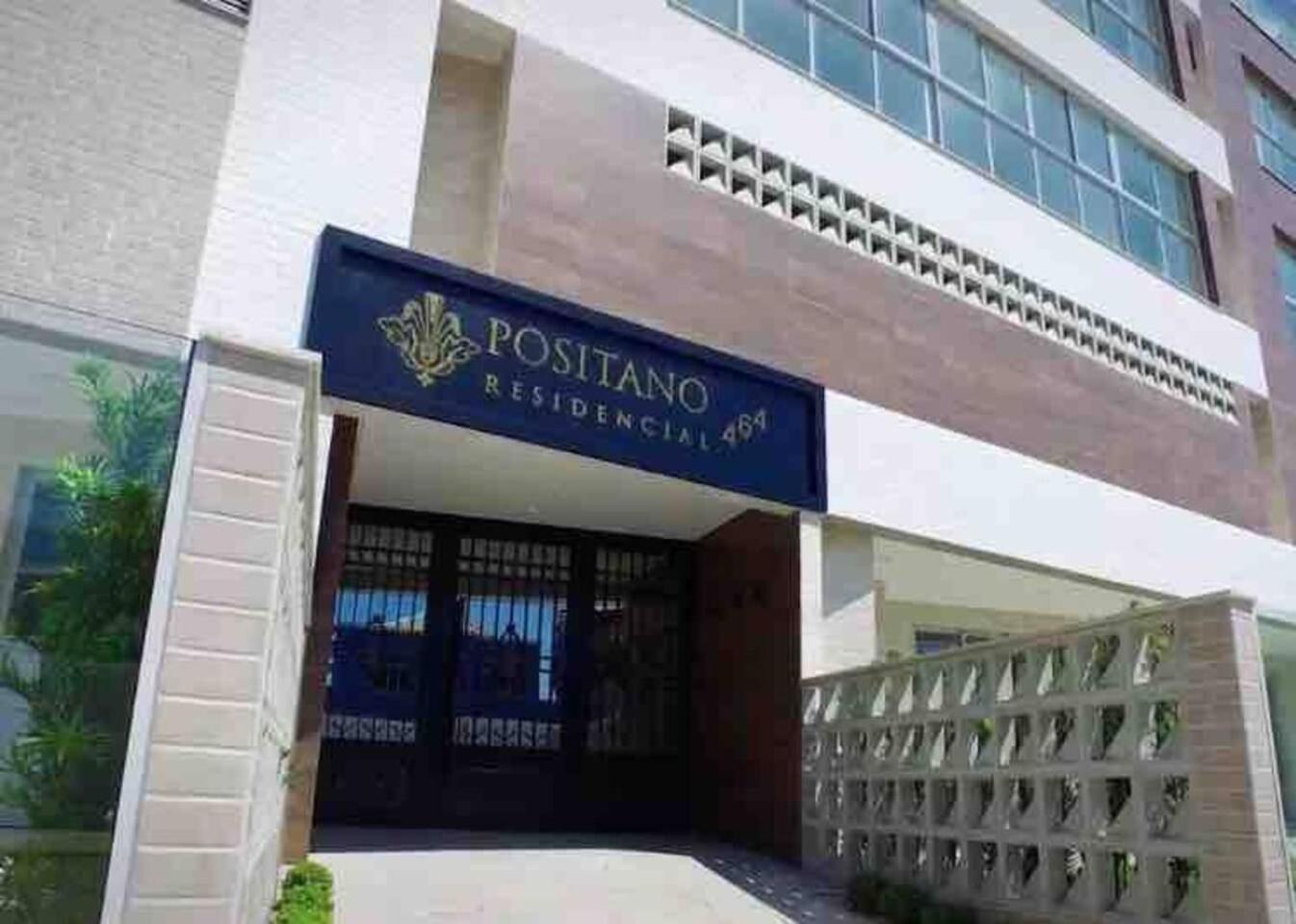 1005 Residencial Positano Apto 203 - Quatro Ilhas