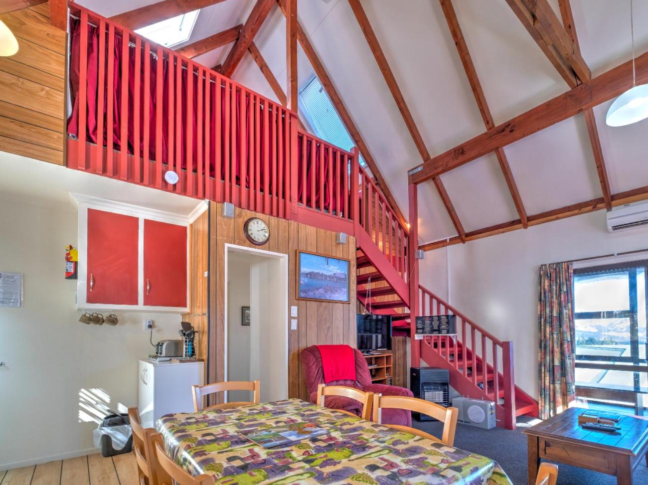 19A Alpine Avenue view 2