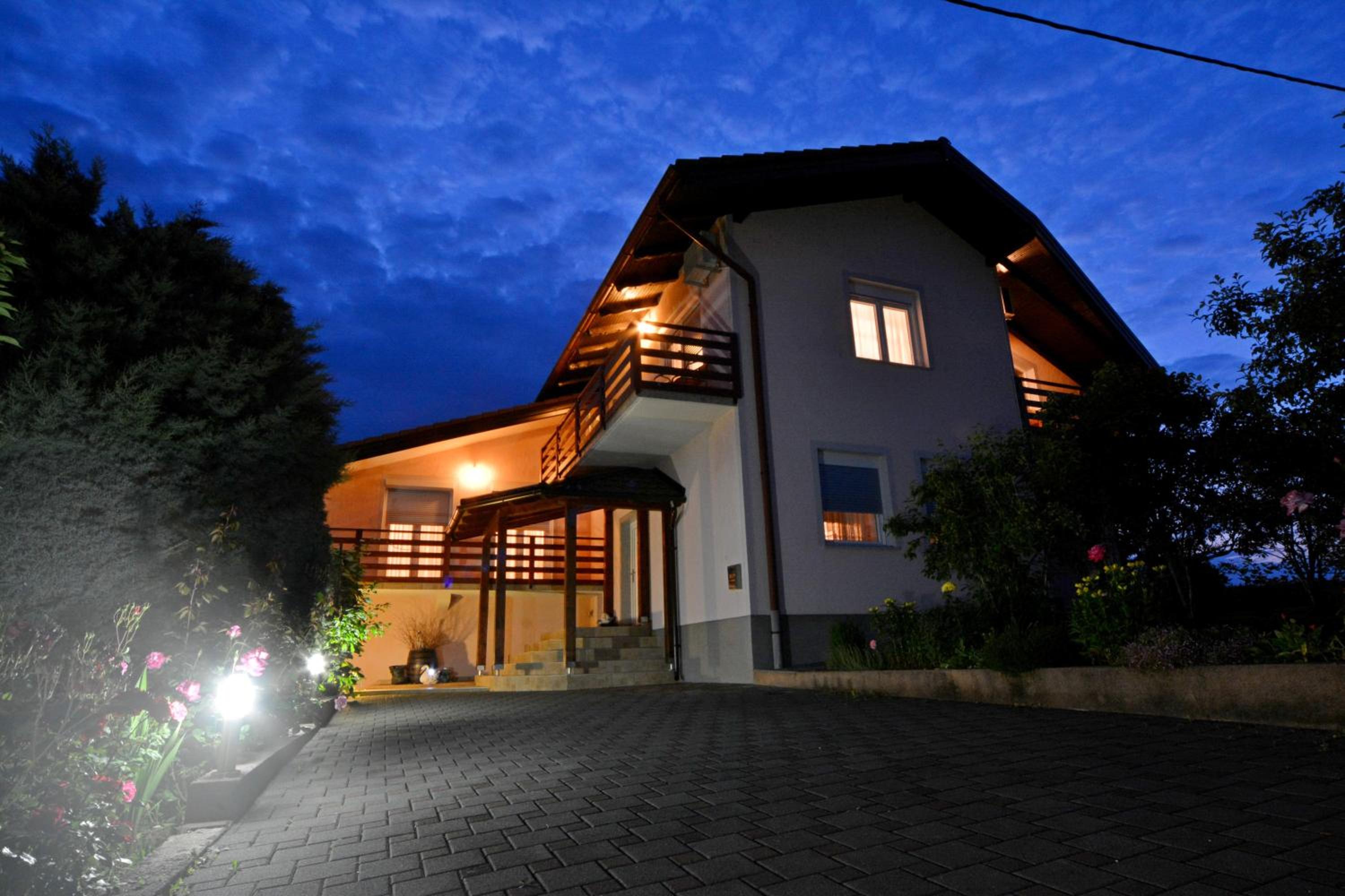 Guesthouse Obitelj Paulic view 5