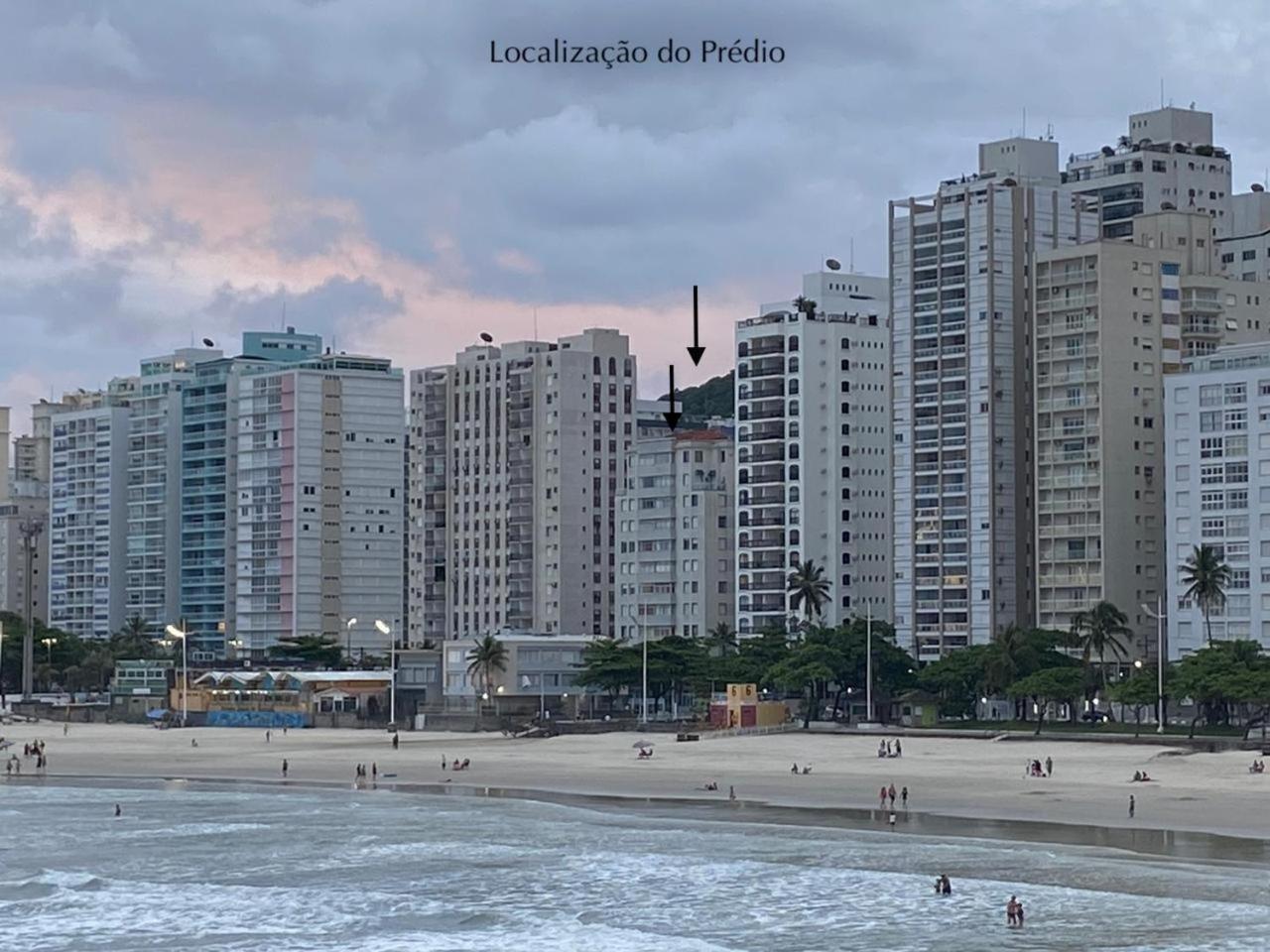 Guarujá - Orla da Praia, frente mar Pitangueiras view 2
