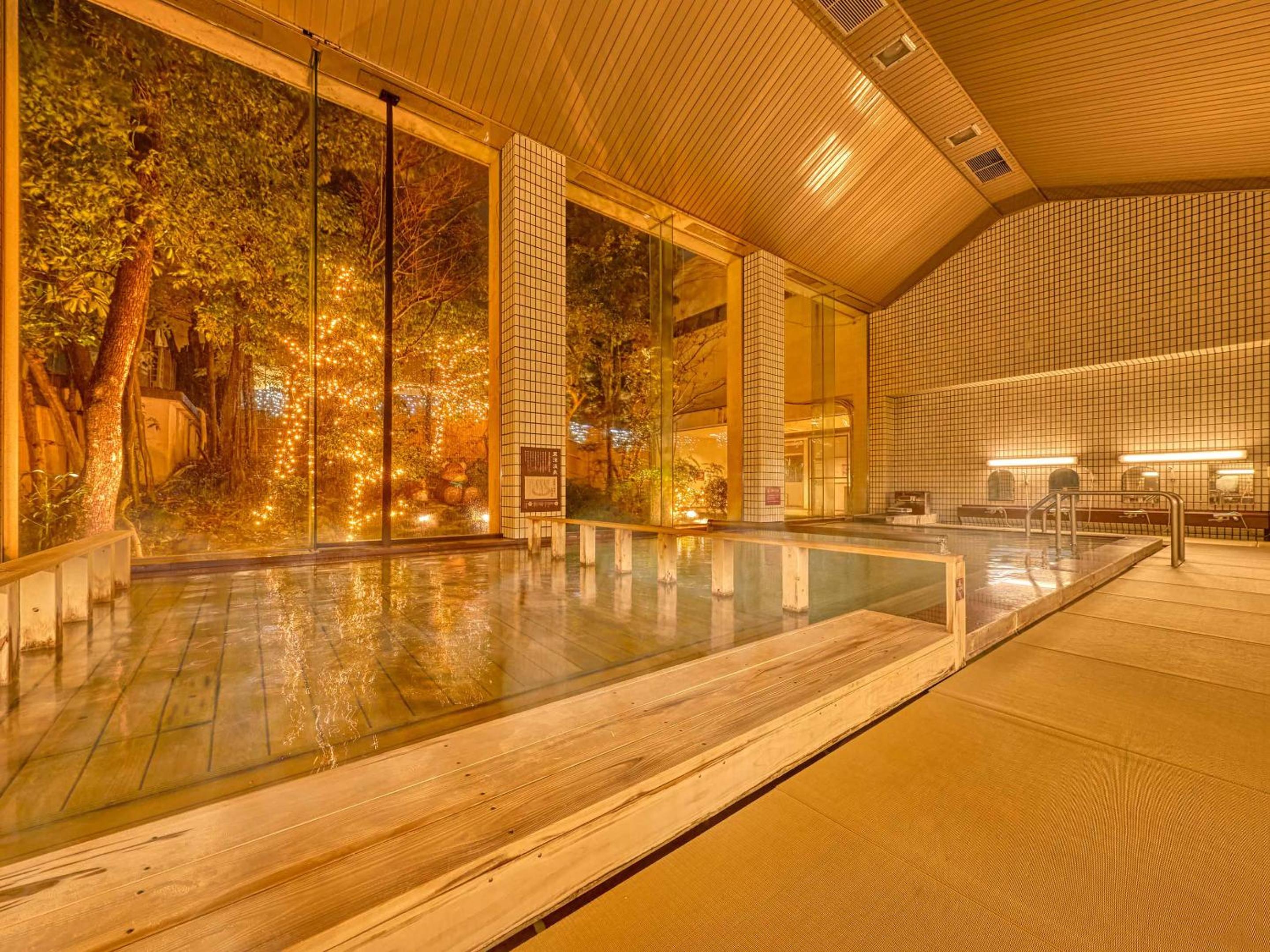 Ooedo Onsen Monogatari Awazu Grand Hotel
