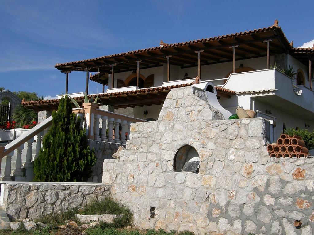 Hotel Villa Desiree - Image 1