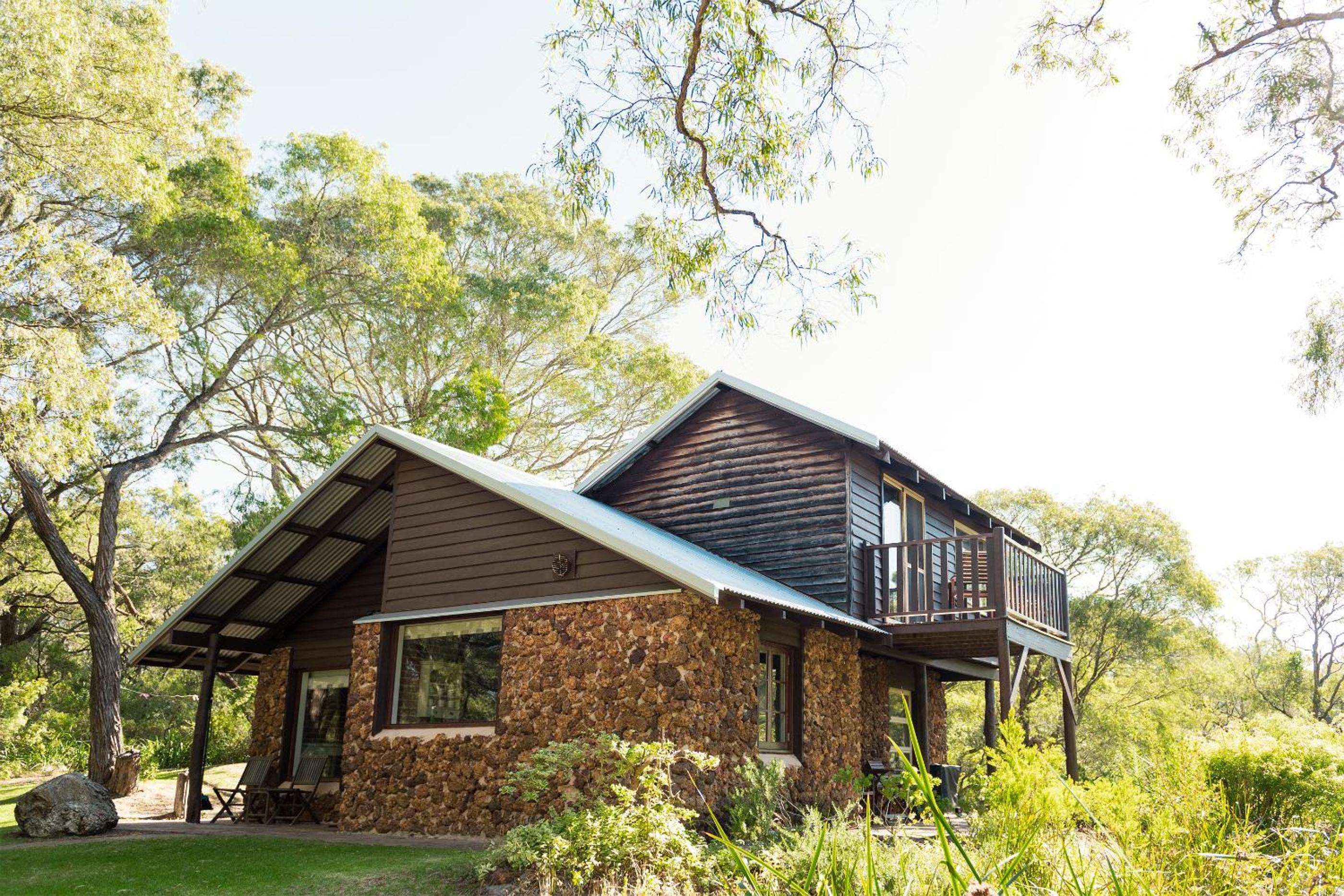 William Bay Cottages