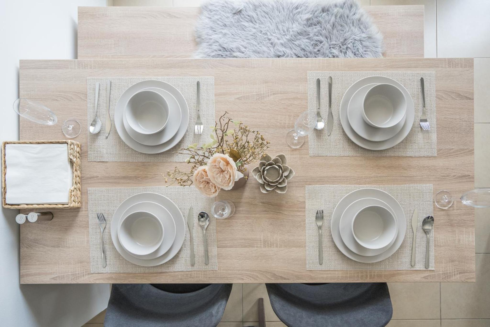 HiGuests - Artistic Waterfront Apt, Perfect for Beach Lovers